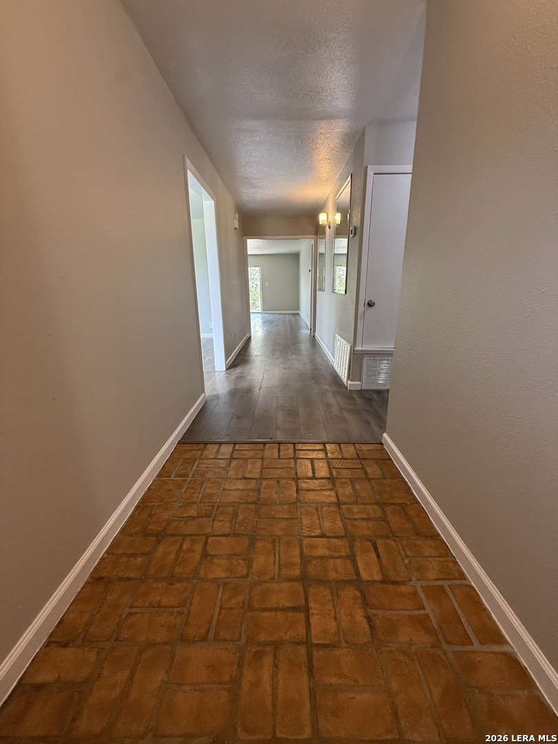 5522 GRAND LAKE DR – photo 2