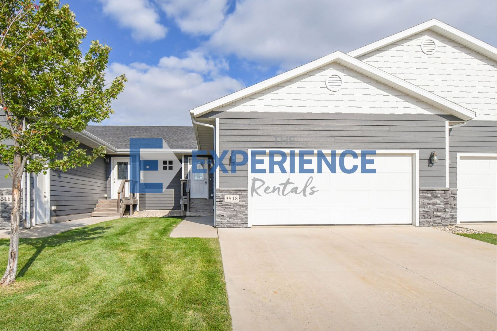 Spacious 3BR Townhome on Quiet Cul-de-Sac – photo 2