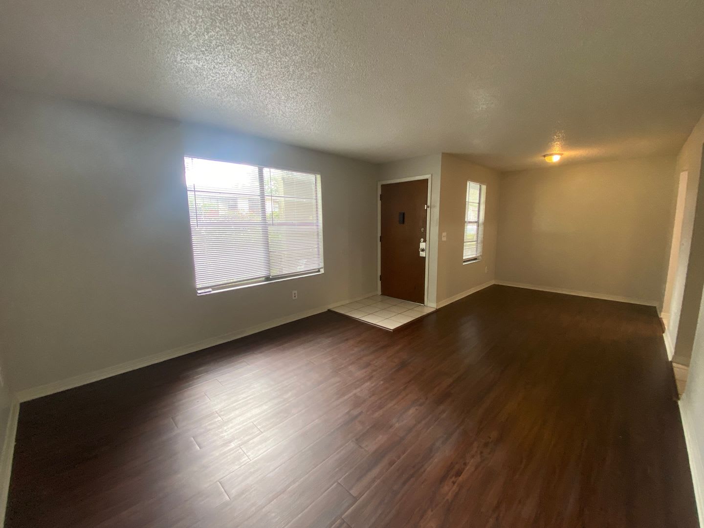 Desirable 2 Beds 1 5 Bath Unit In Orange Park – photo 4