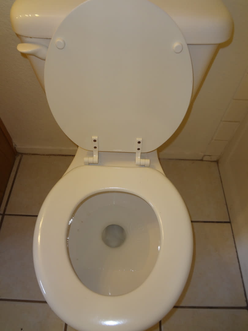 2 BEDROOM 2 BATHROOM LOCATED IN GATED COMMUNITY WITH COMMUNITY POOL AND SPA. – photo 5