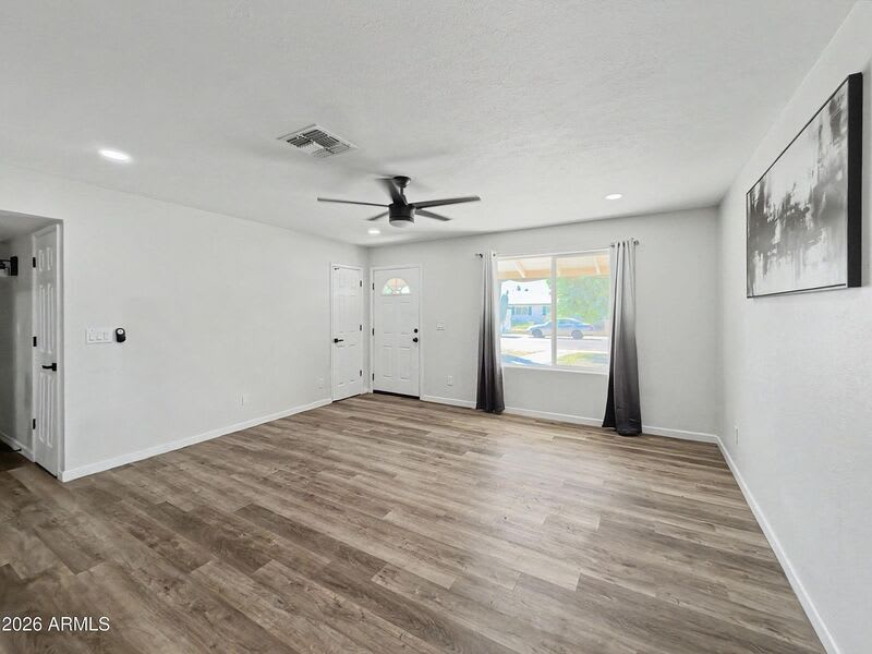1542 W 5TH PL – photo 4