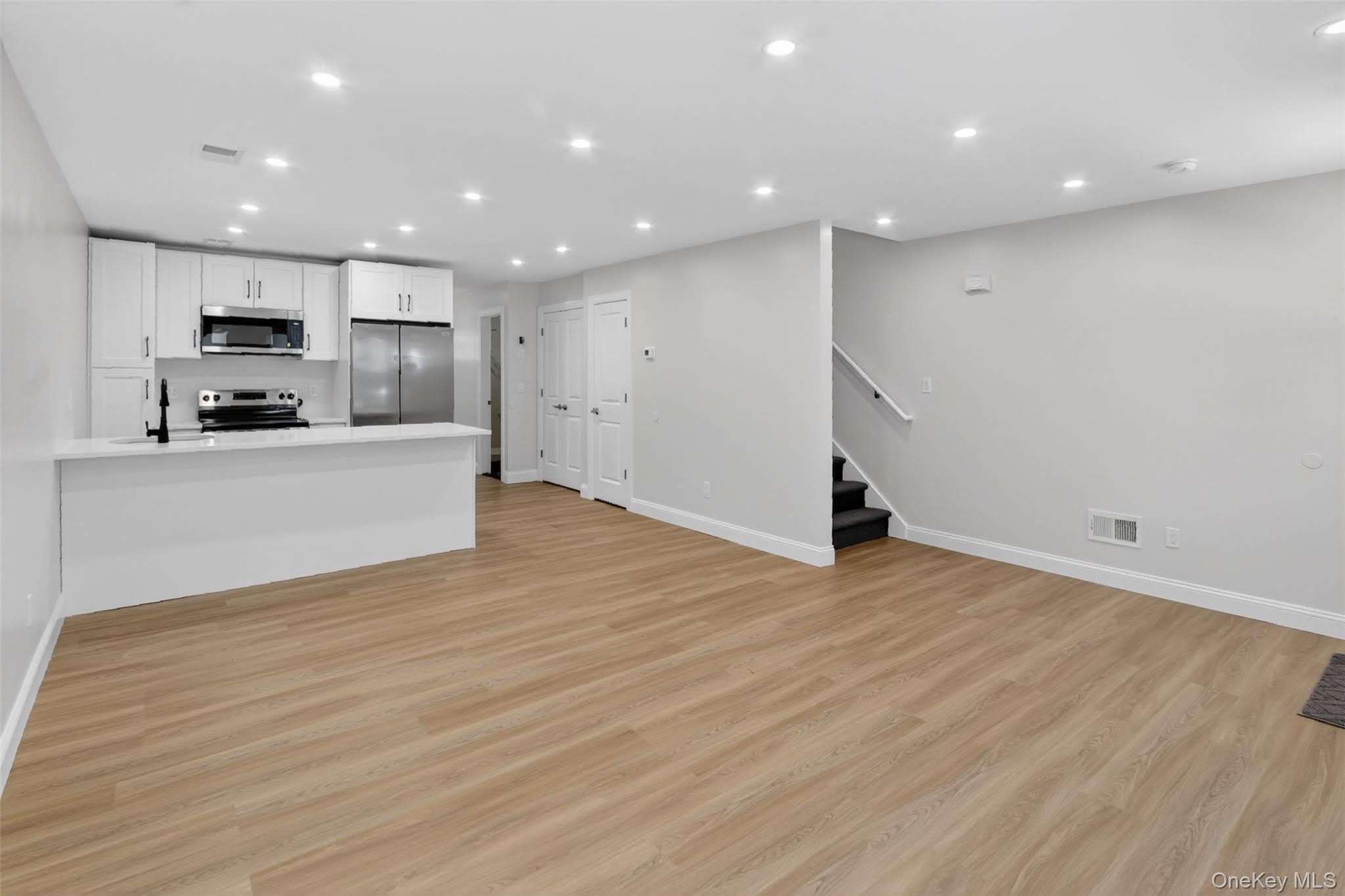 17 Hooker Street – photo 5