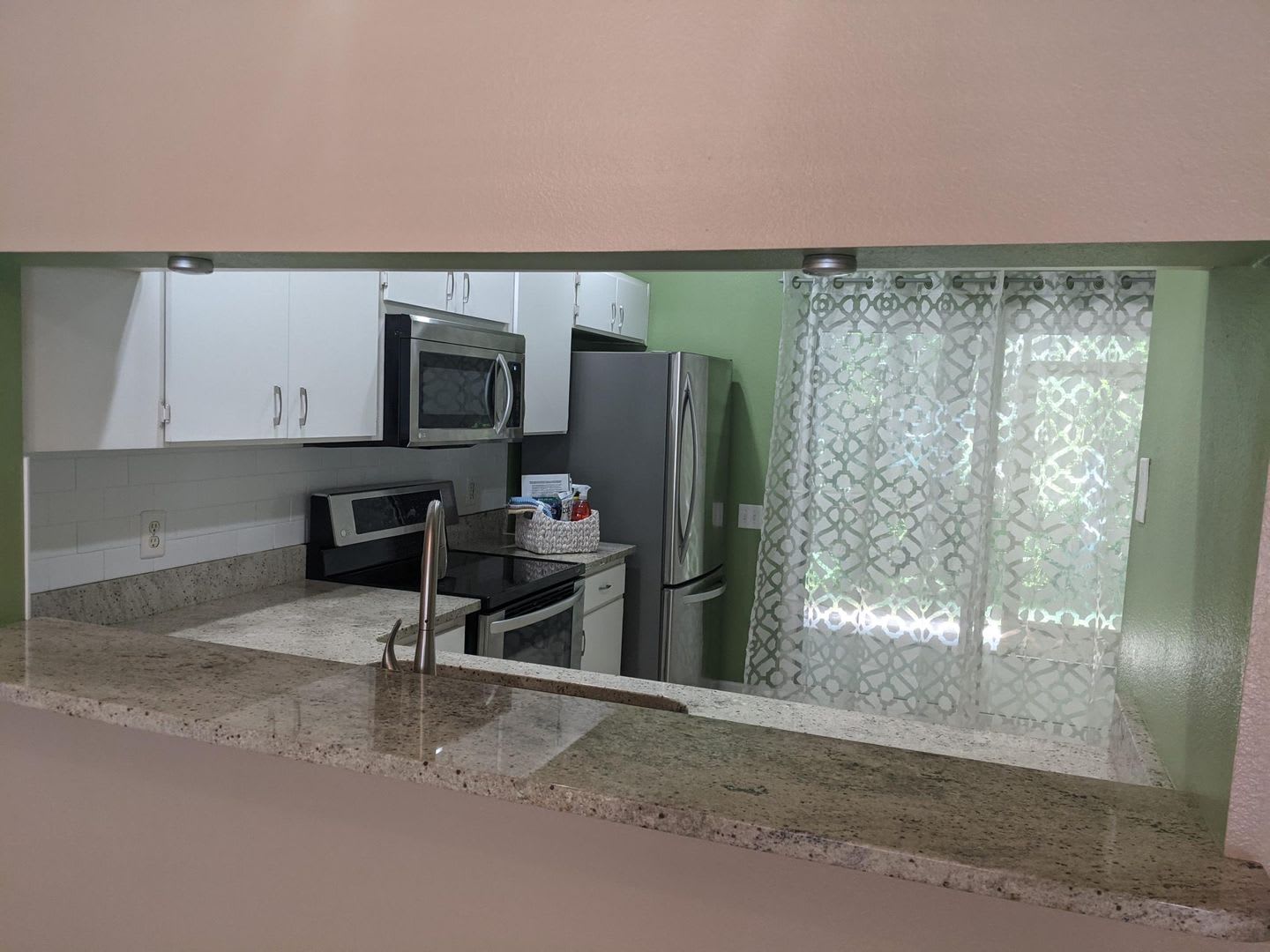 Immaculate 2-Bedroom, 2.5-Bath Townhome in Gated Hunter’s Key – Prime New Tampa Location – photo 5
