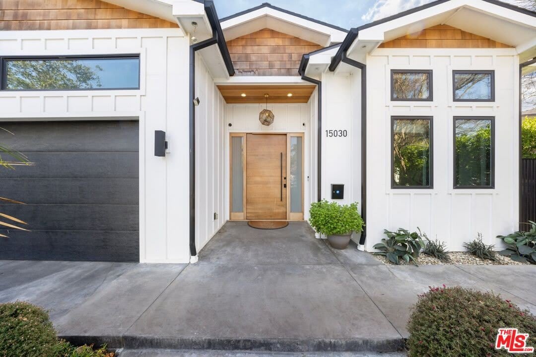 15030 Hartsook St – photo 3