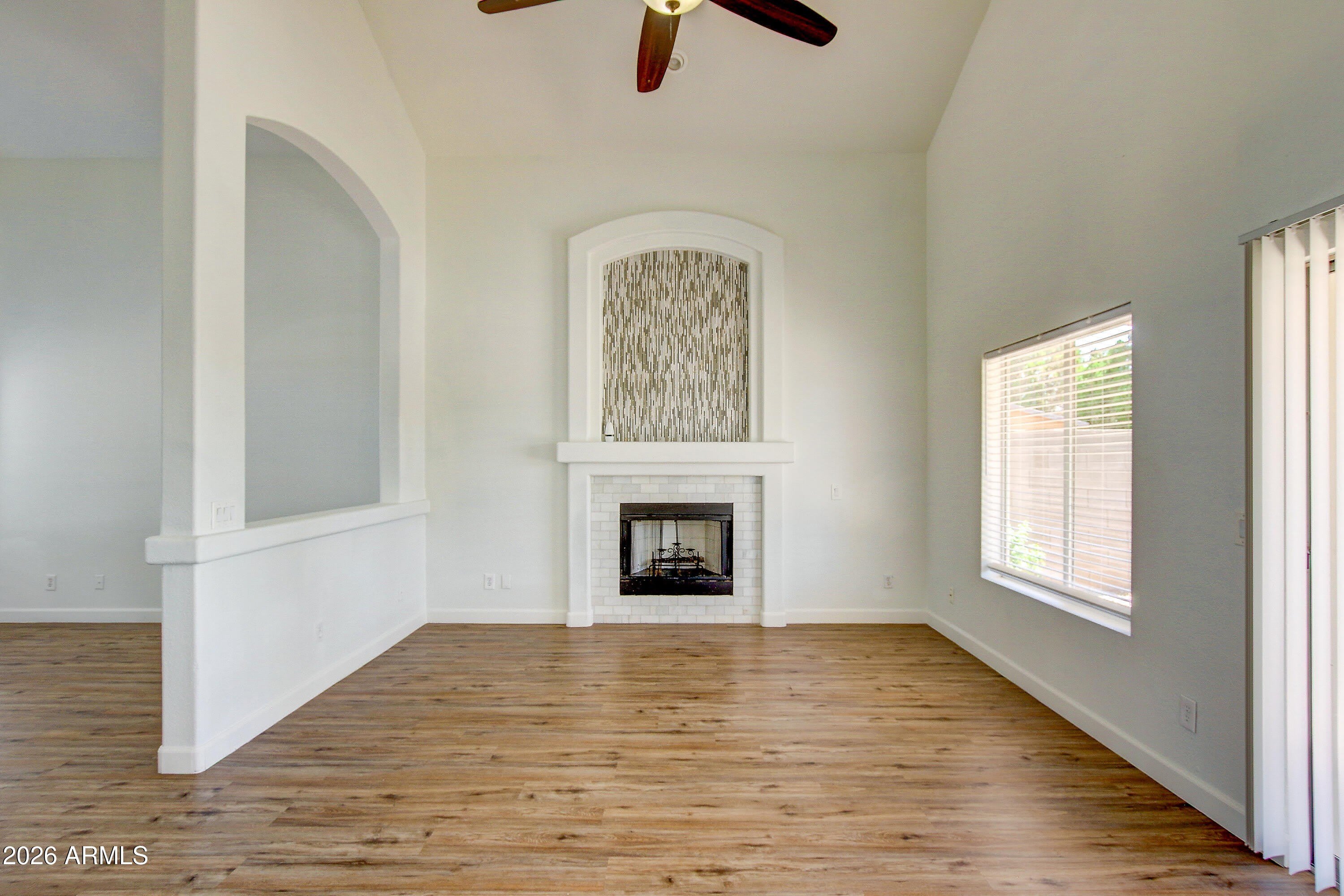 1550 N SUNSET Place – photo 5
