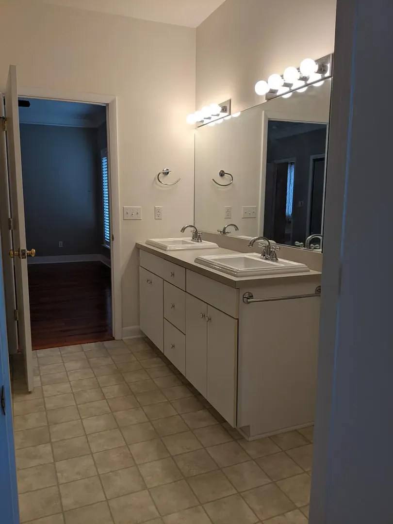 Spacious 3BR Home in Prices Meadow – photo 5