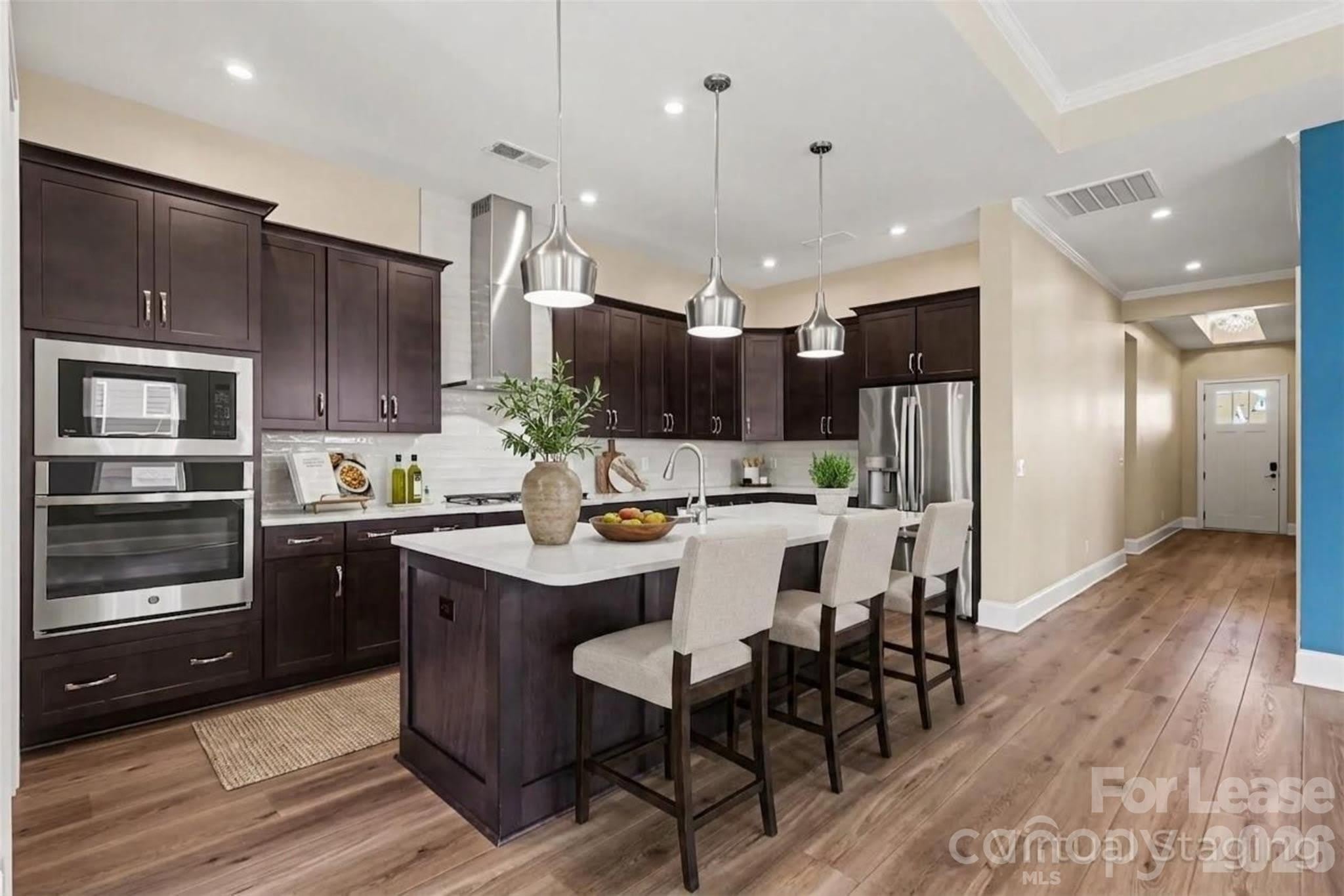 2026 Lake Como Drive – photo 2