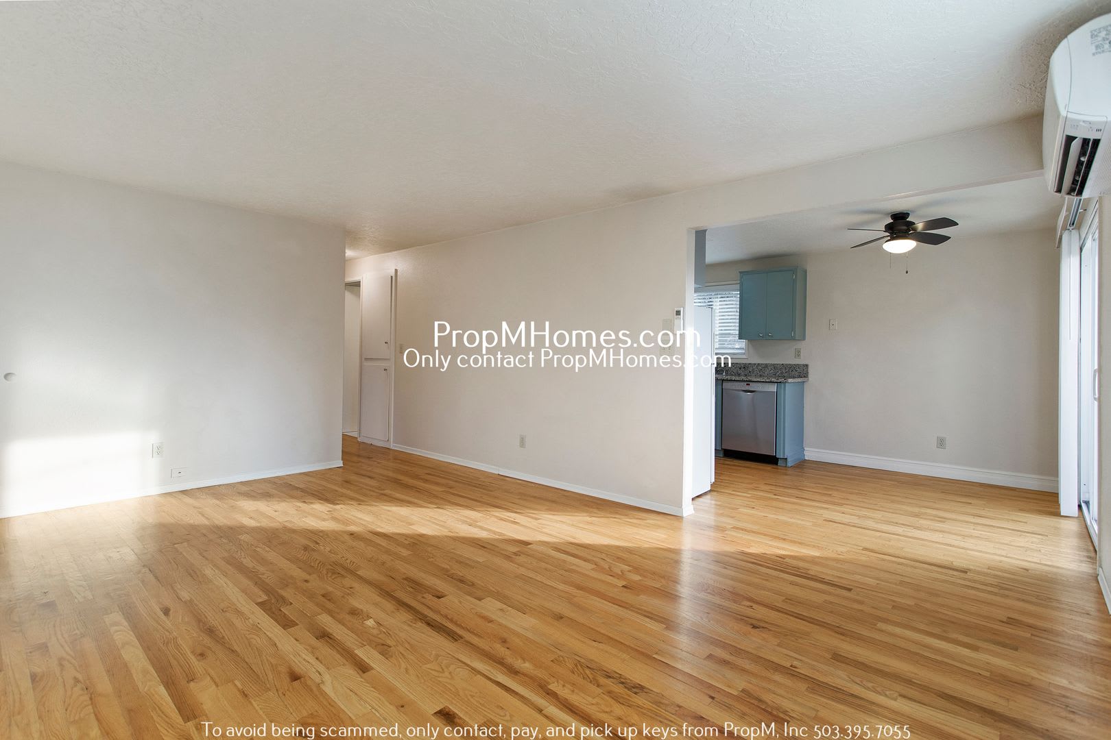 Light Bright 2 Bedroom Duplex In Sw Portland – photo 4