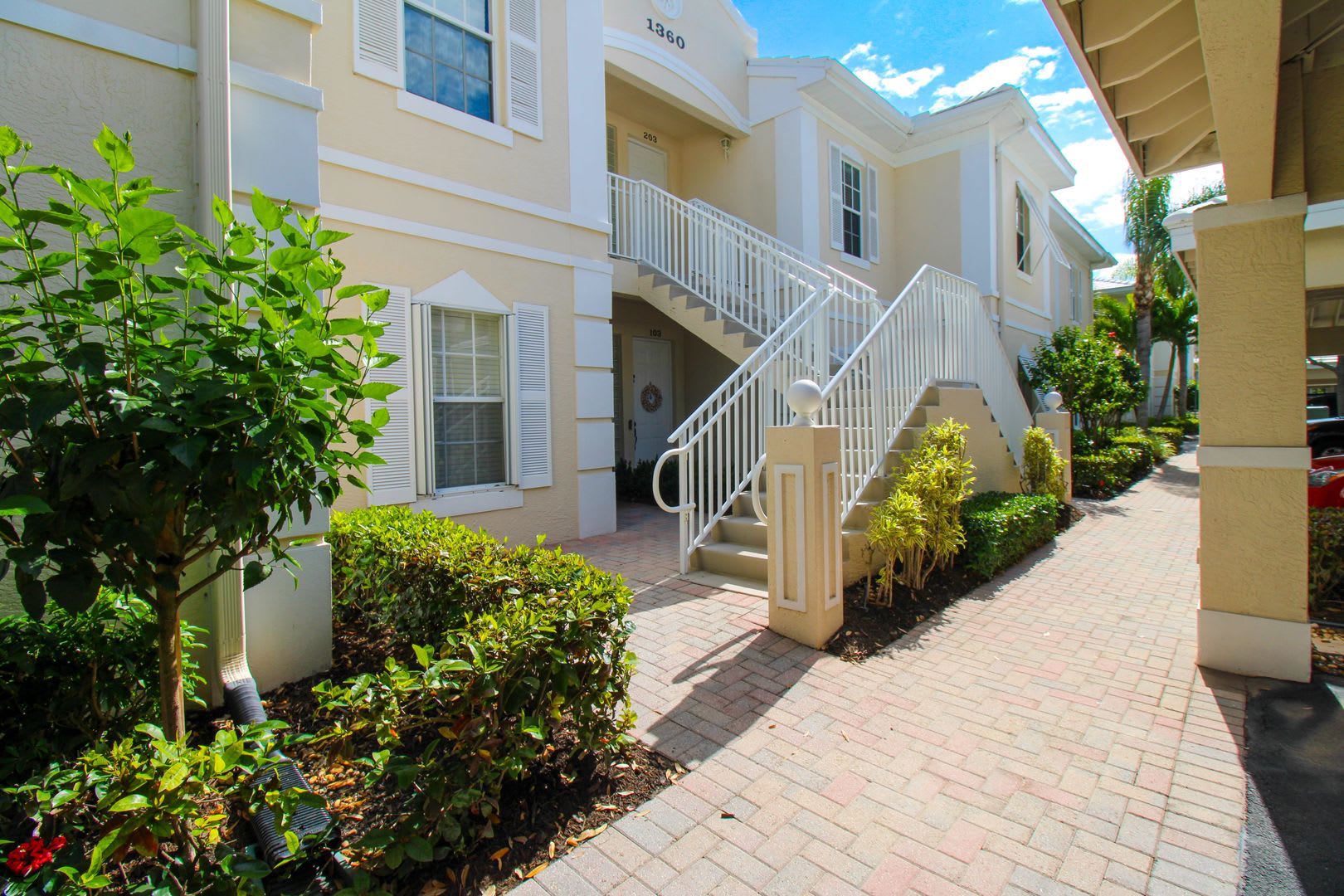 North Naples Sweet Water Bay Furnished Seasonal Rental – photo 5