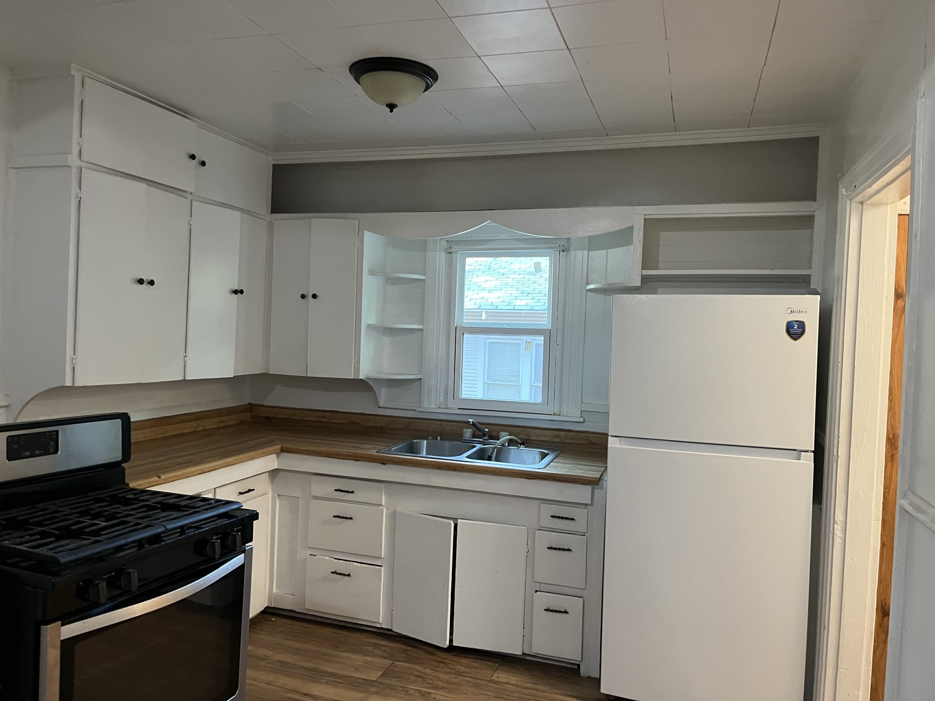 1504 Earl Street – photo 2