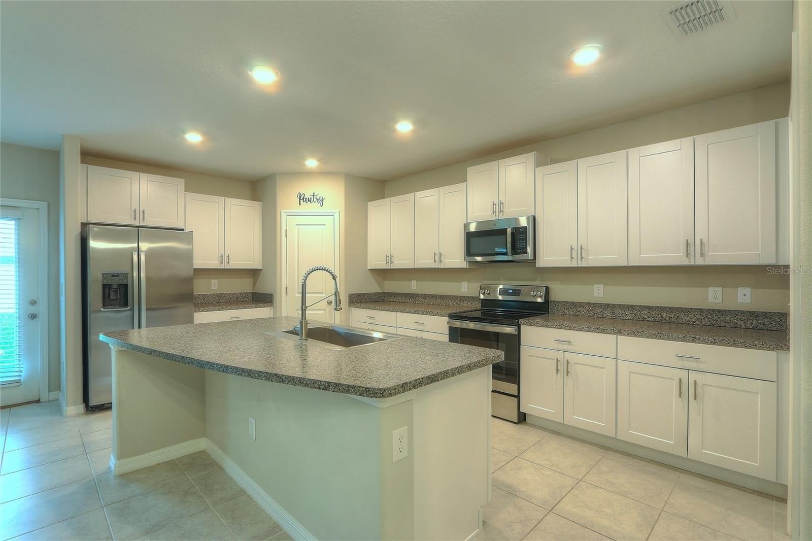 7217 RONNIE GARDENS Court – photo 2