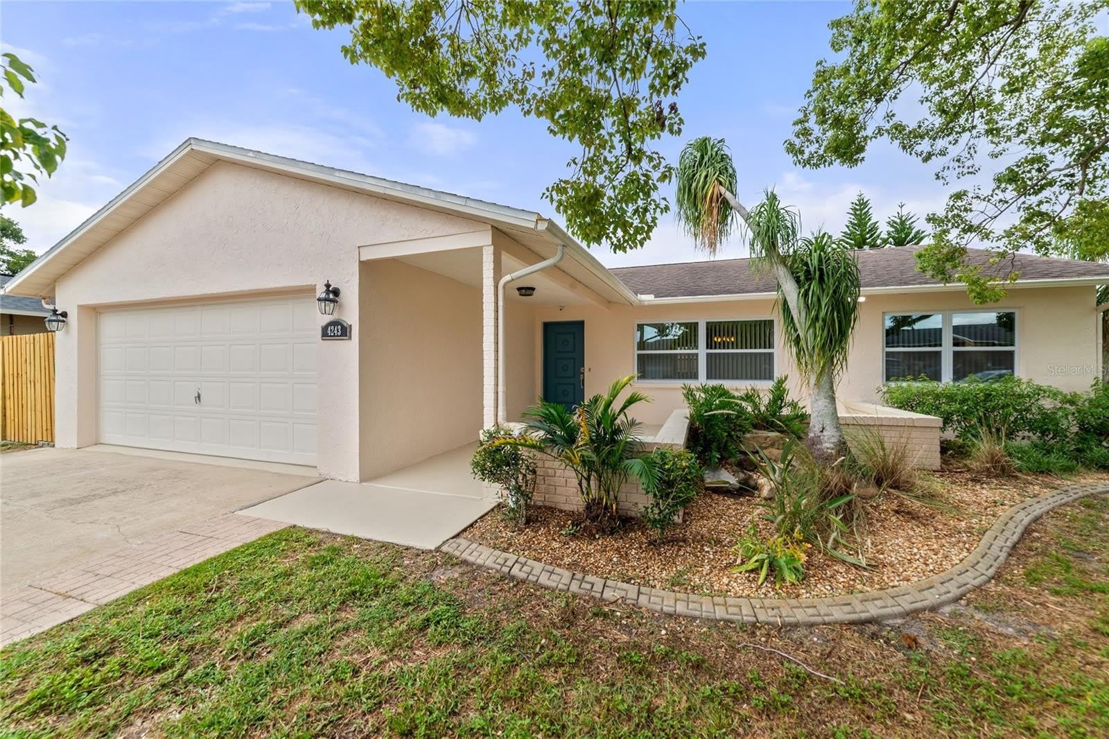 4243 CHIPMUNK Drive – photo 2