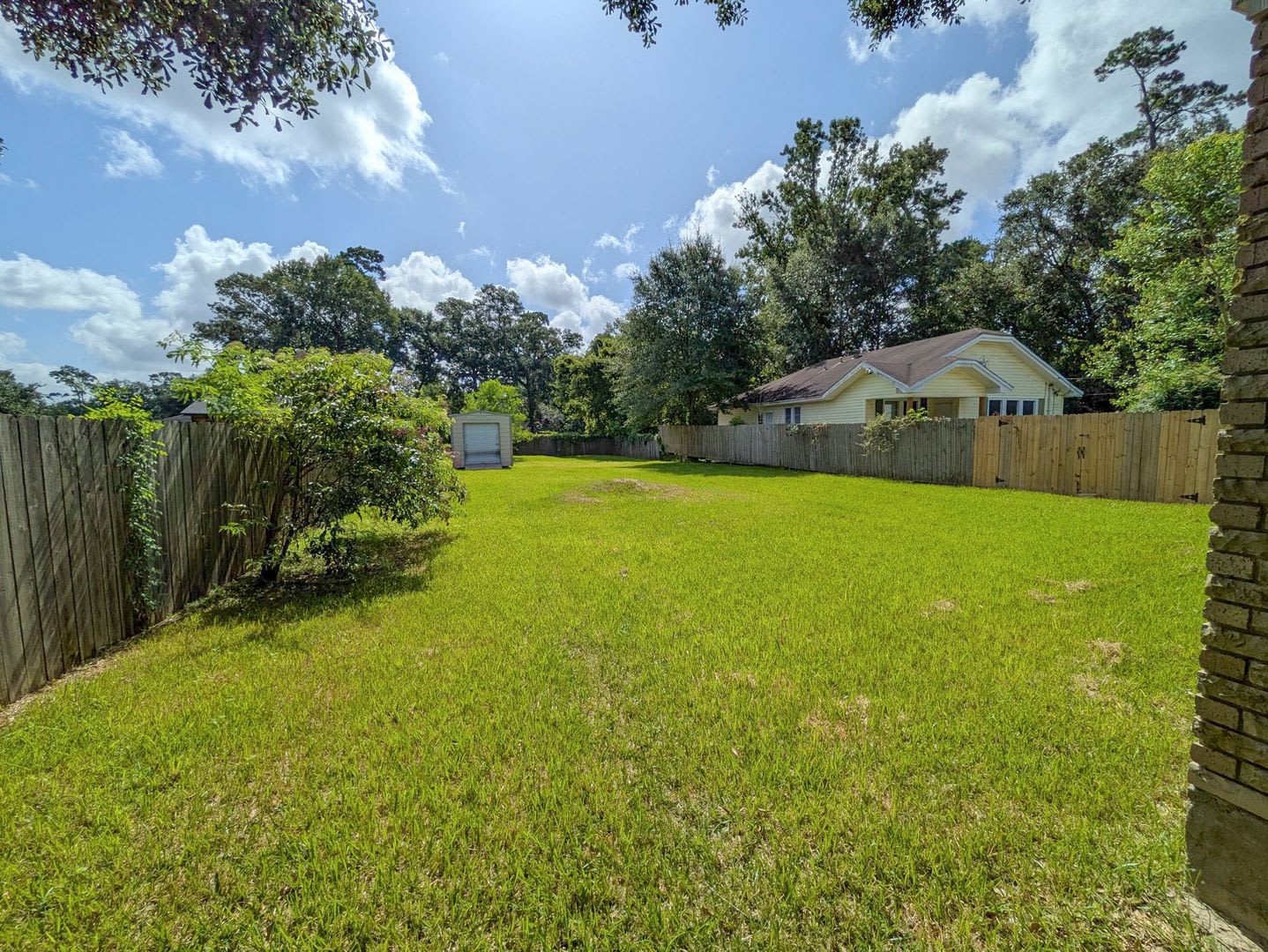 460 Belvedere Dr., Beaumont, TX 77706 *Move in Special 1/2 off the first month* – photo 2