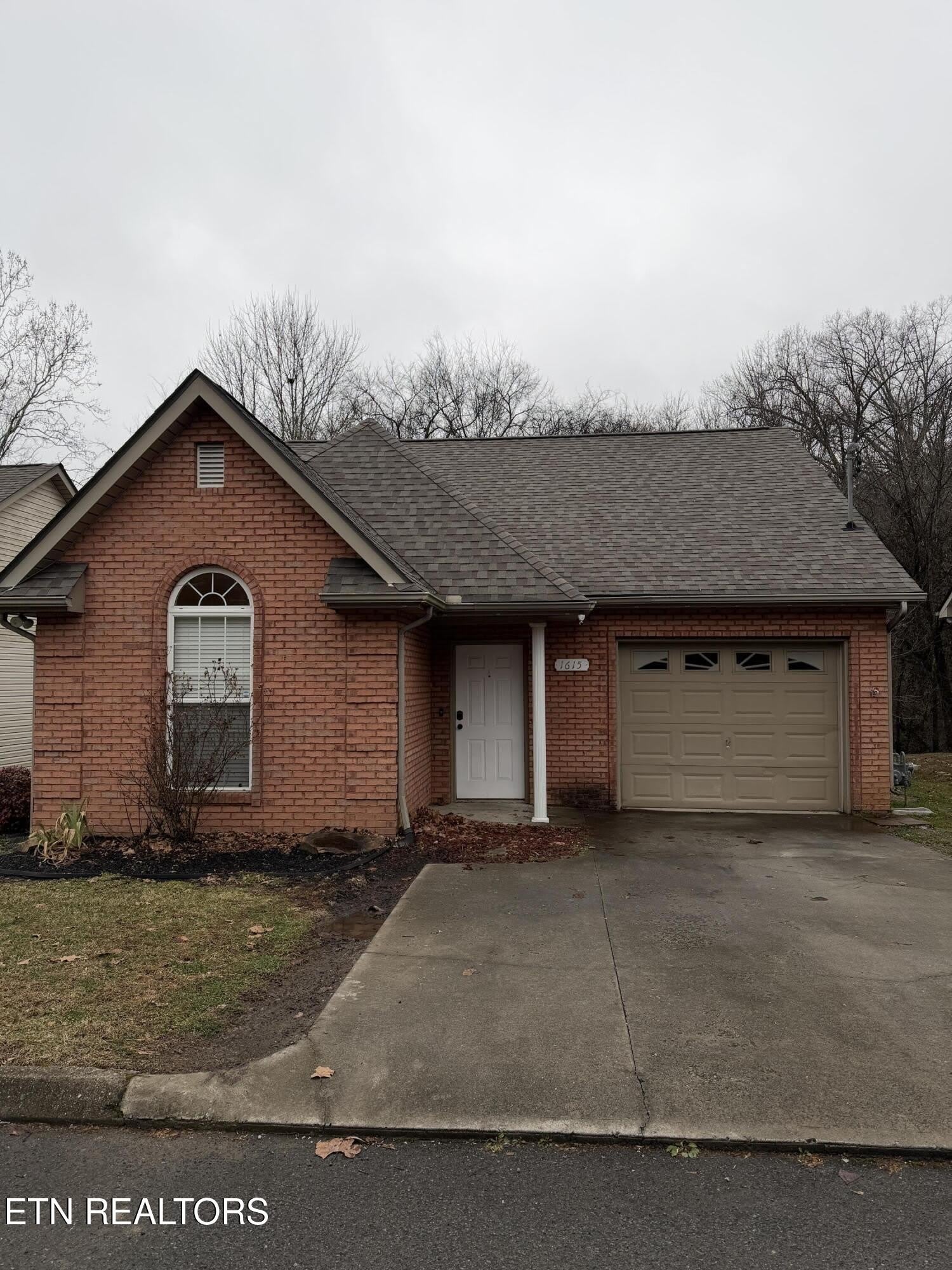 1615 Joe Hinton Rd – photo 1
