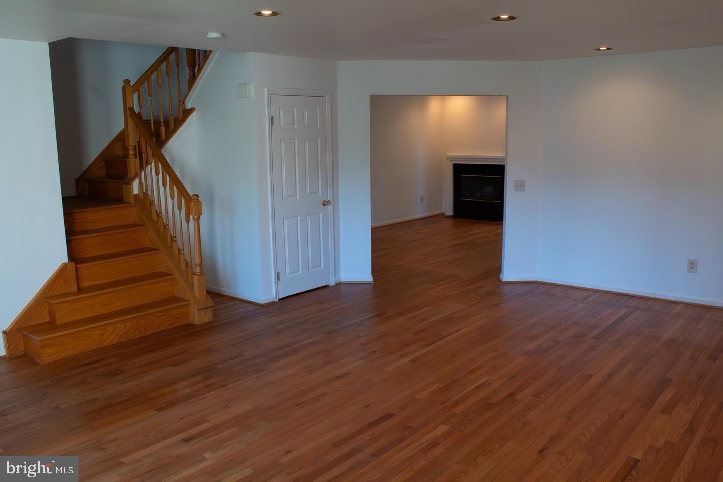 432 COUNTRY CLUB Drive – photo 2