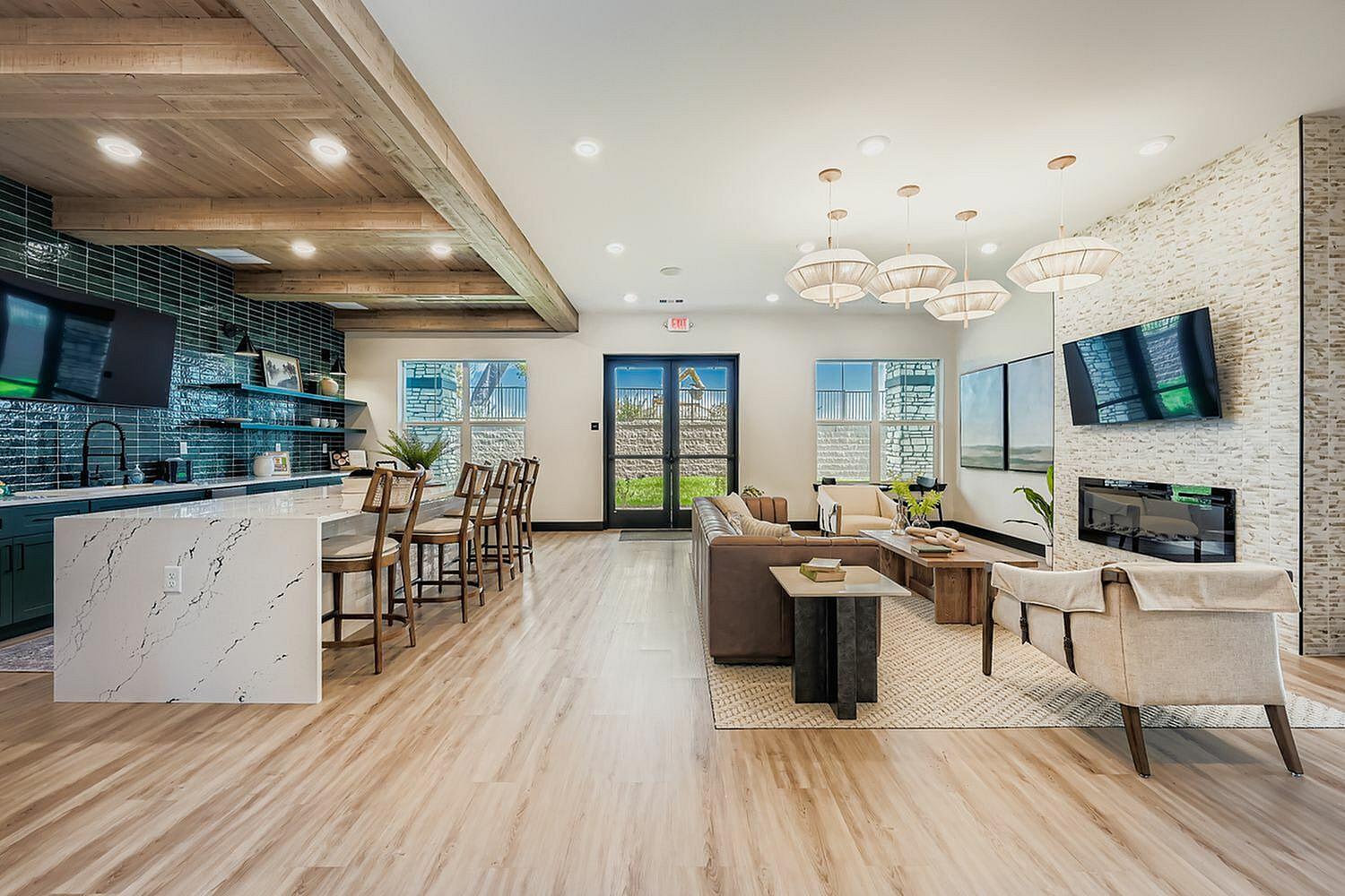 The Lennox at Copperleaf – photo 4