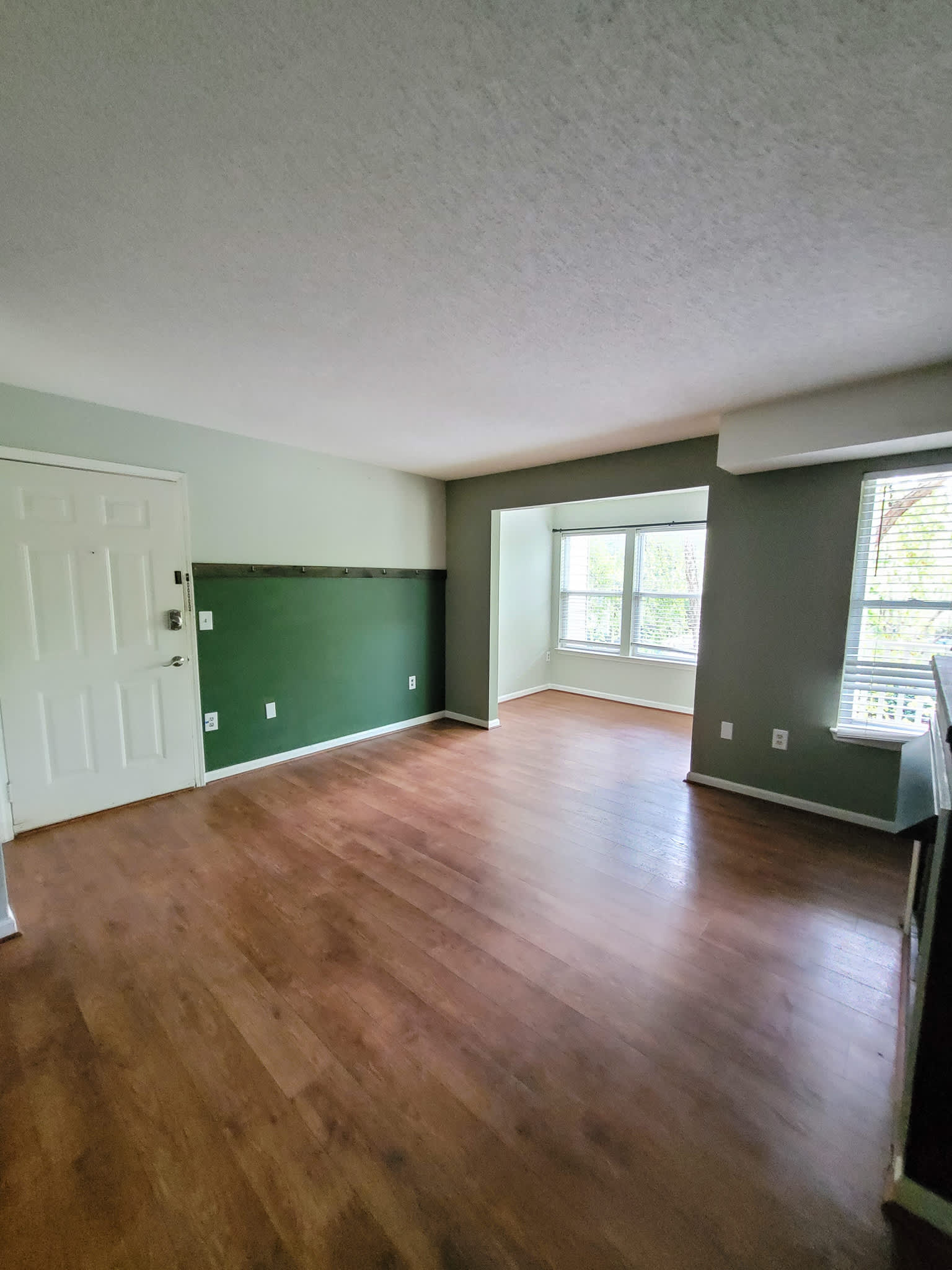 1300 Hillbrow Ln Apt 203 – photo 3