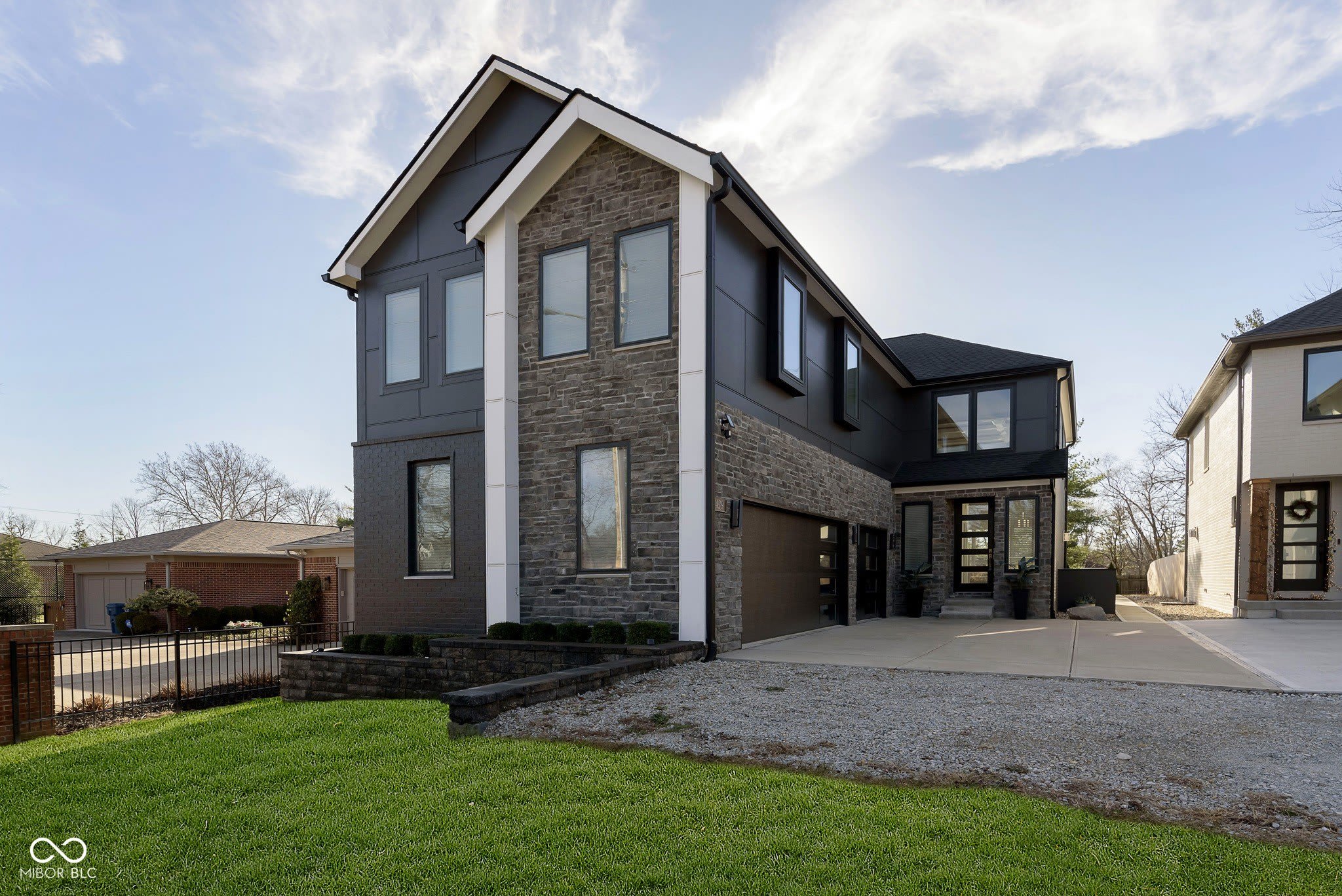 429 W 86Th Street – photo 1