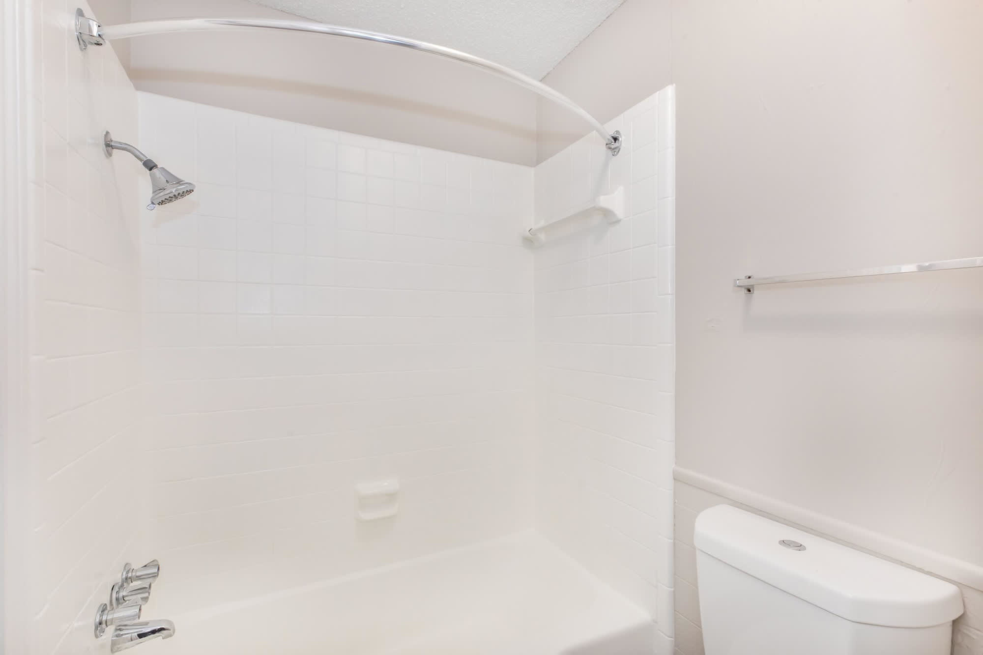 Townhouse West – photo 1