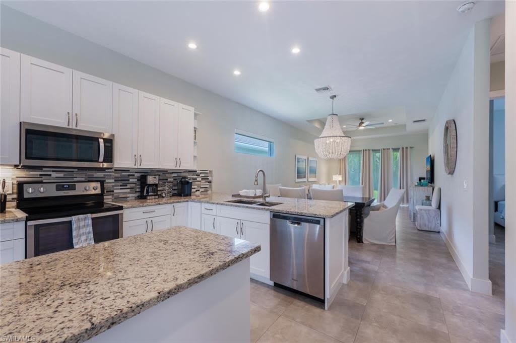 2737 Linda Dr – photo 3