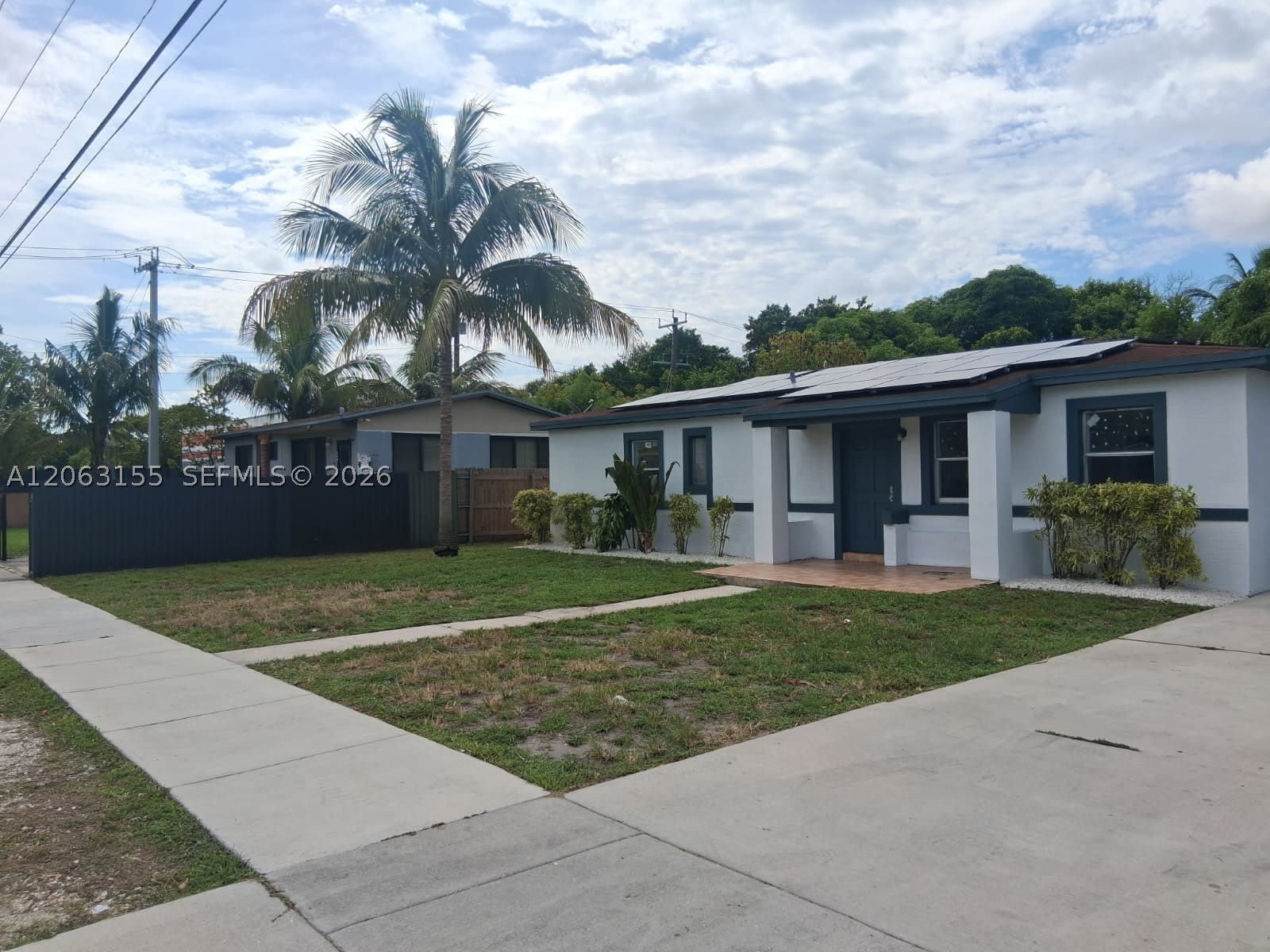 250 NW 191st St – photo 1