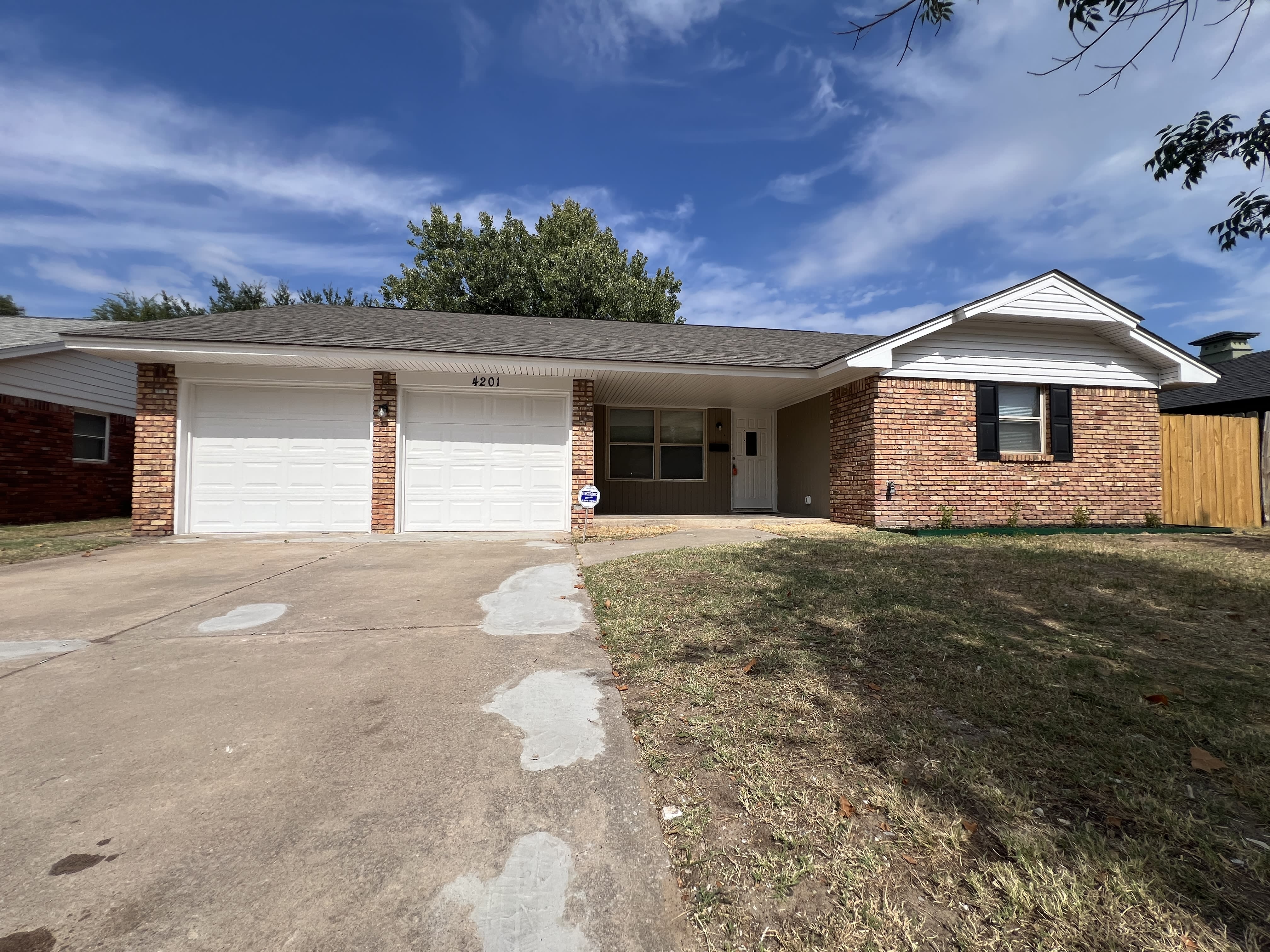4201 NW 59th St – photo 1