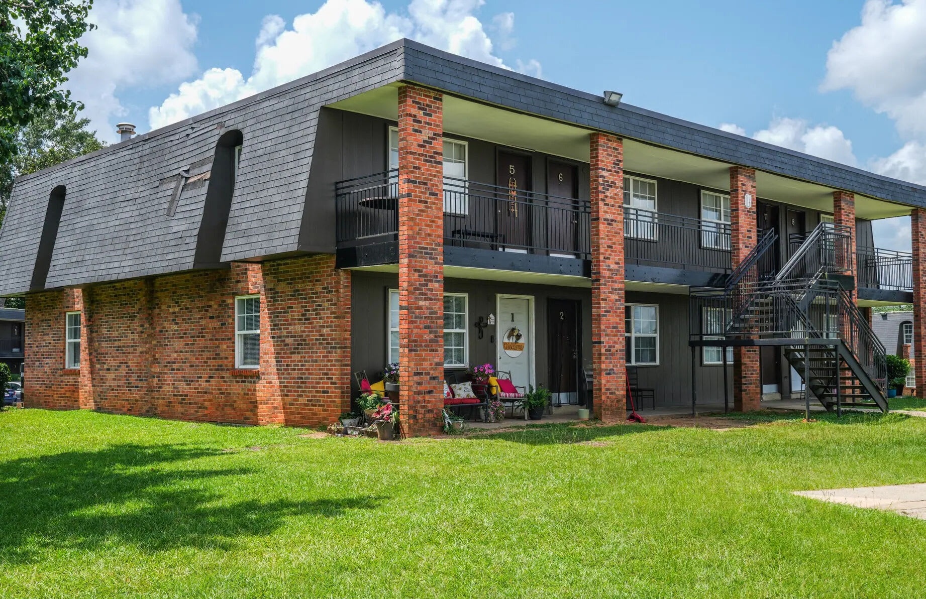 Summit at the Village Apartments – photo 2