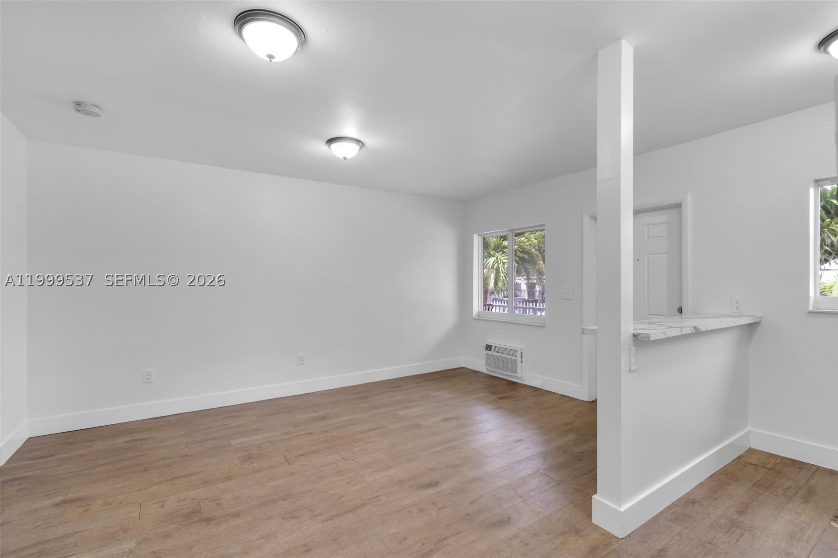 5549 NE Miami Ct – photo 5