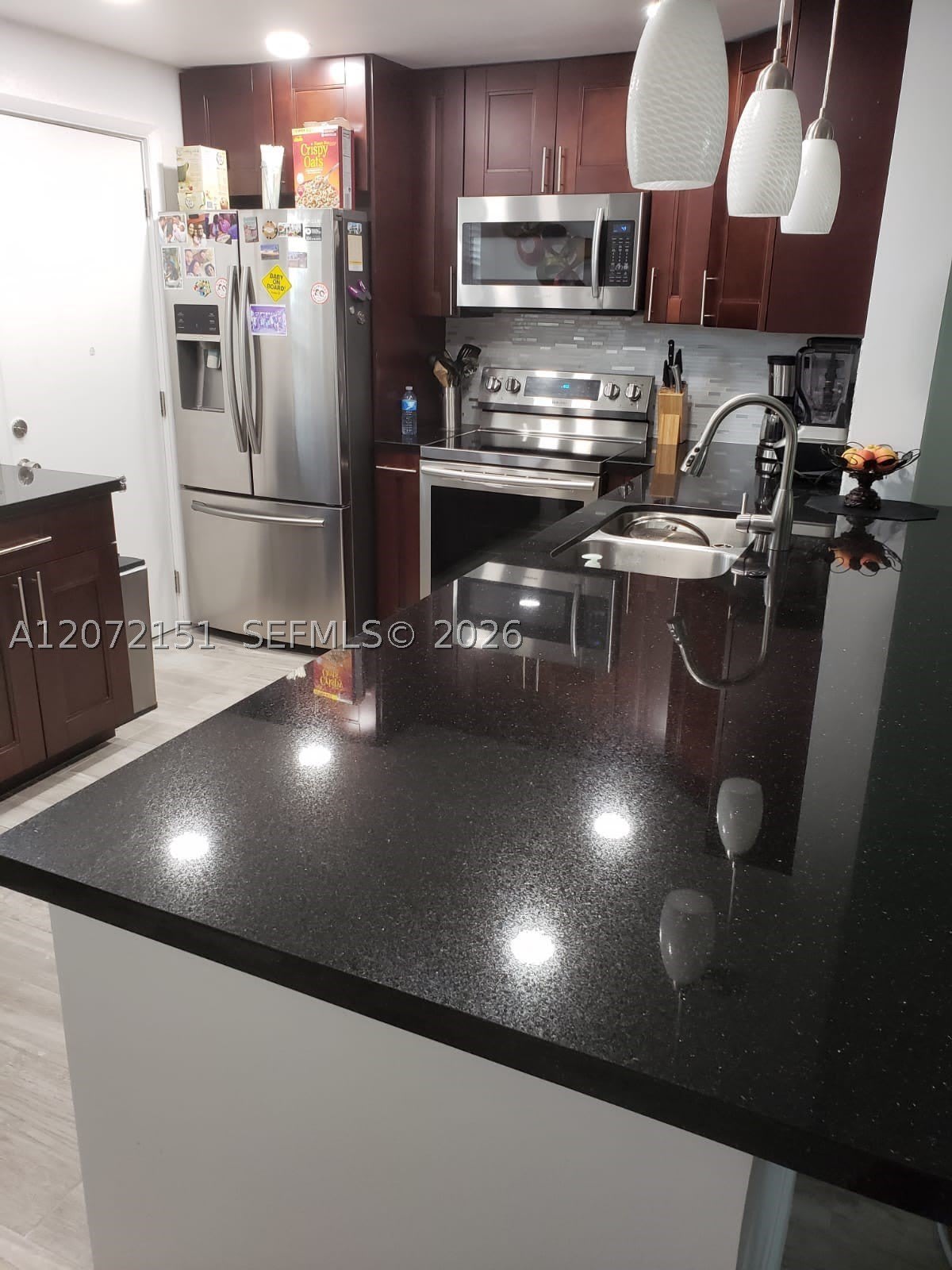 900 Ne 12Th Ave – photo 3