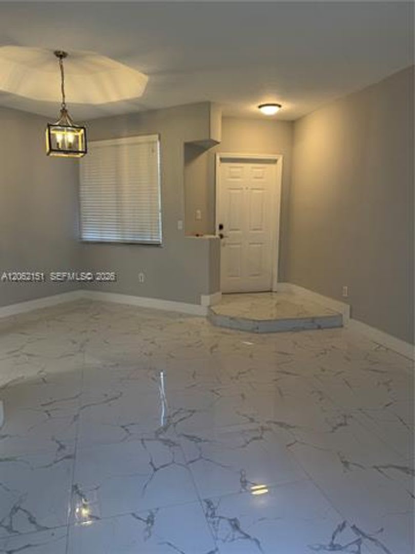 8360 NW 10th St th 9C, Miami, FL 33126 – photo 3