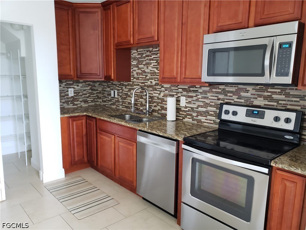 17506 Cherry Ridge Lane – photo 4