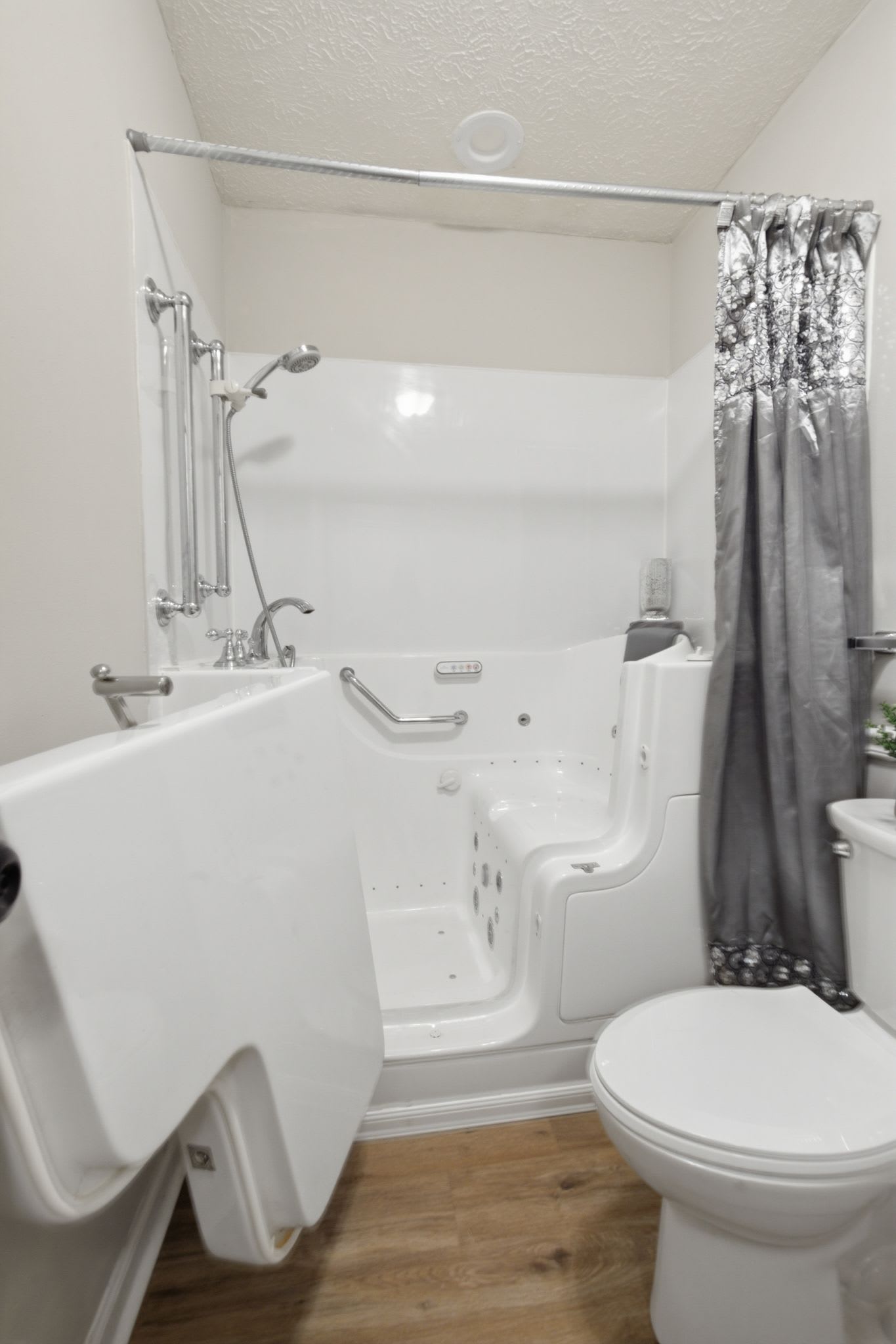 217 S Hancock St – photo 5