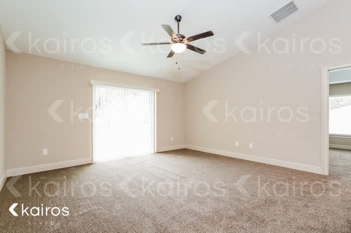 16903 Southwest 40th Circle – photo 3