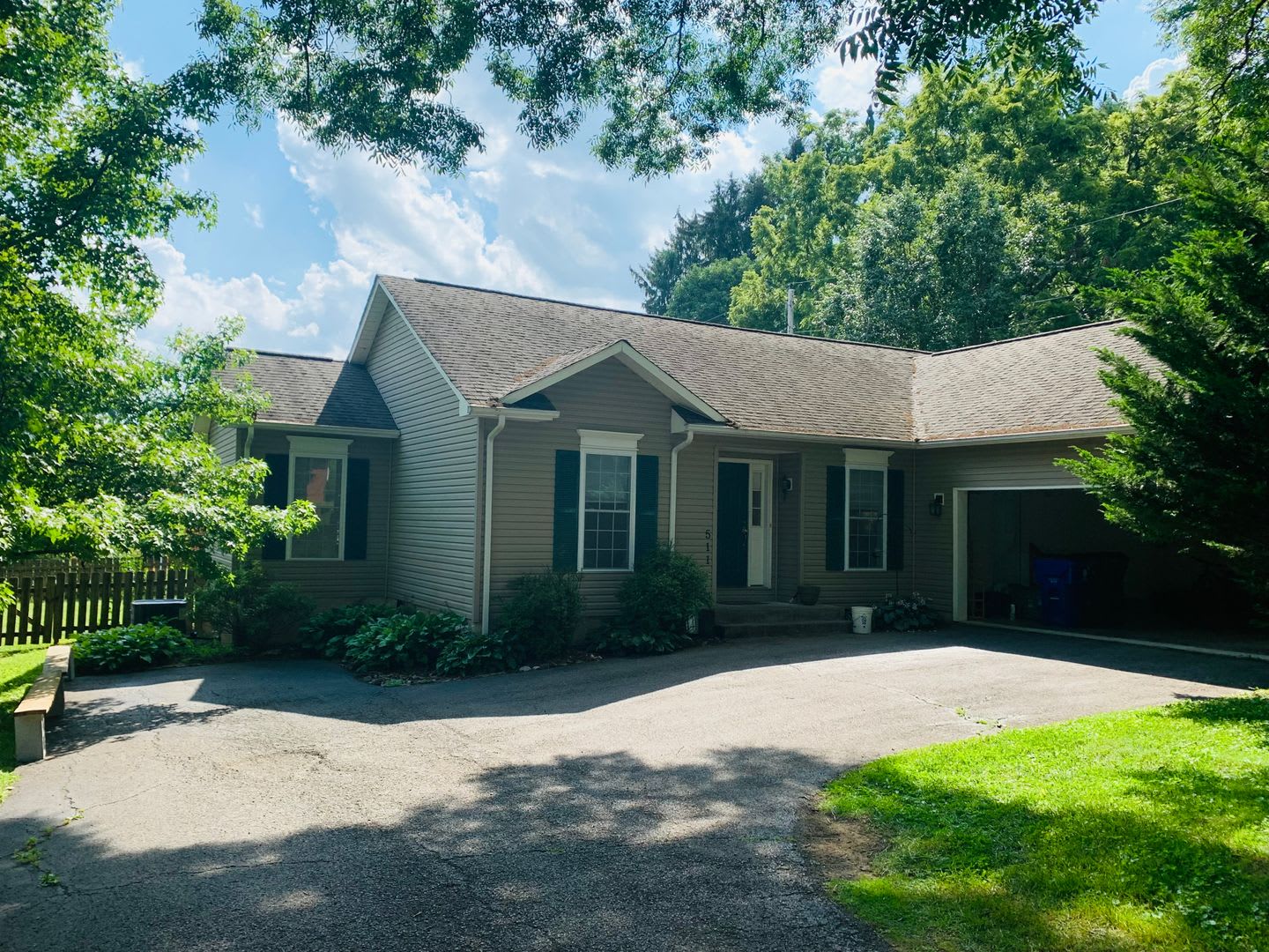 3 Bedroom, 2 Bath House in Downtown Blacksburg – photo 4