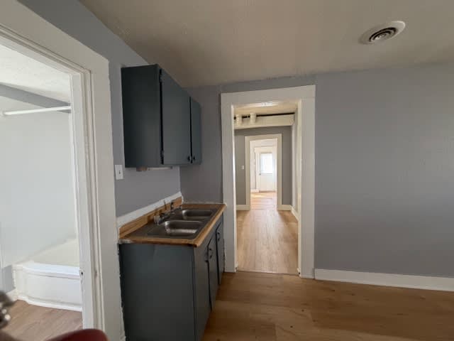 317 Commercial st – photo 3