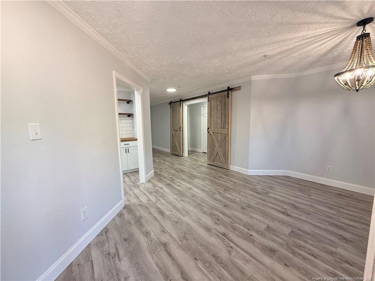 392 Bubble Creek Ct Unit #6 – photo 2