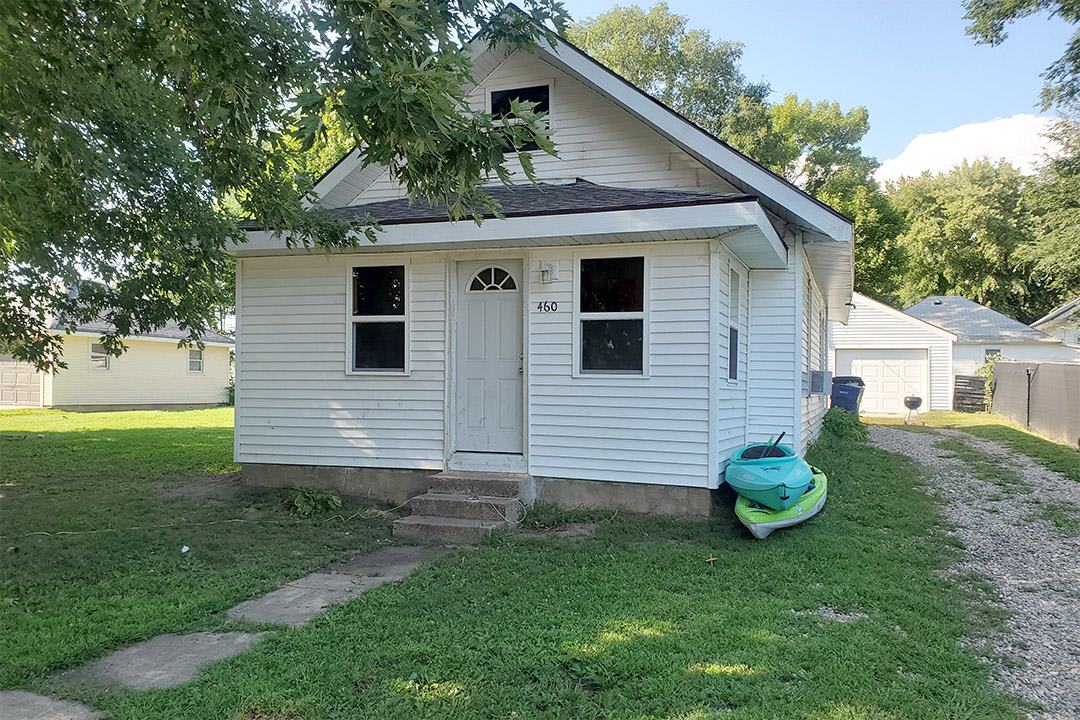 460 2Nd St Nw – photo 1