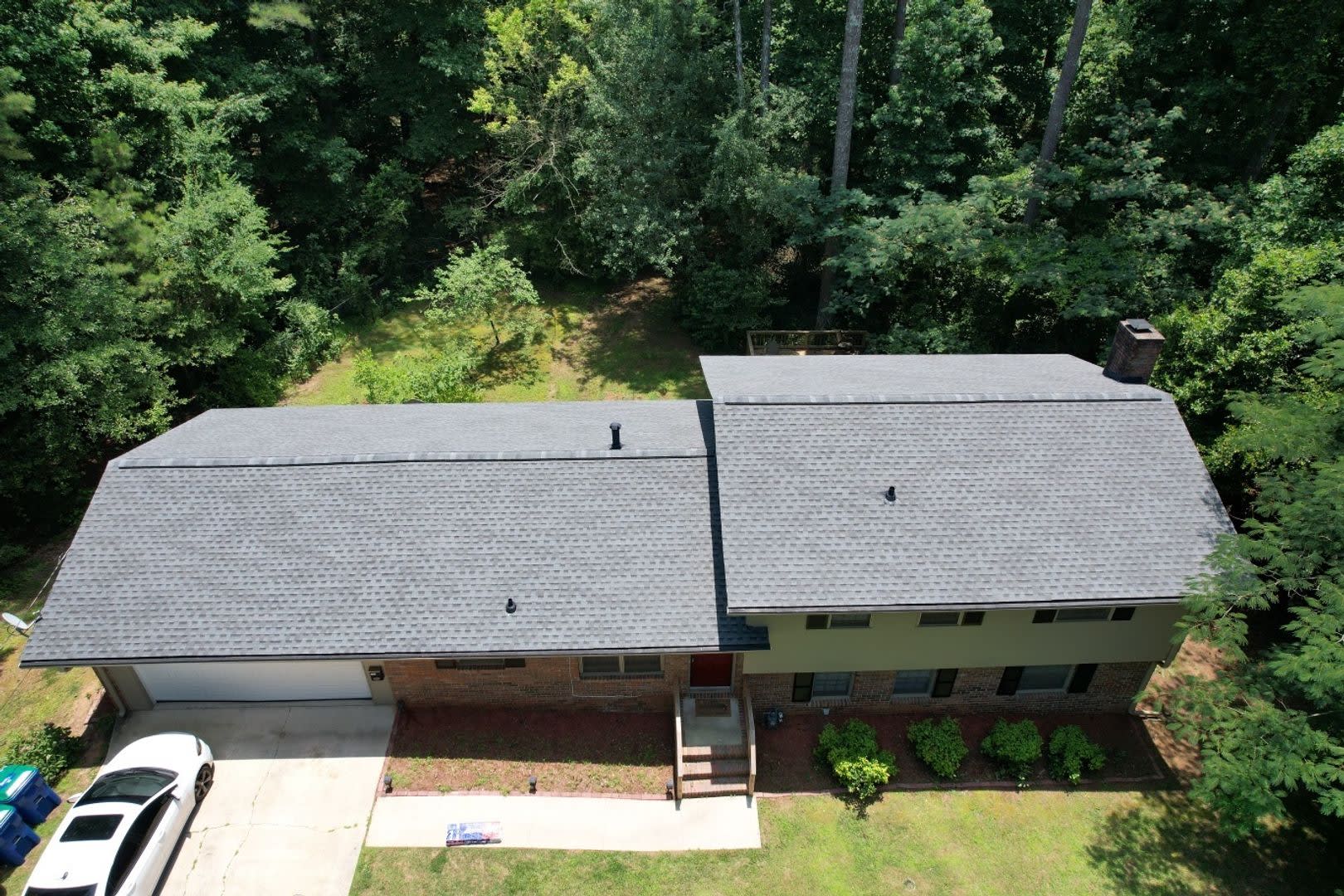 Room in 8 Bedroom Home and 2800 Butner Rd – photo 3