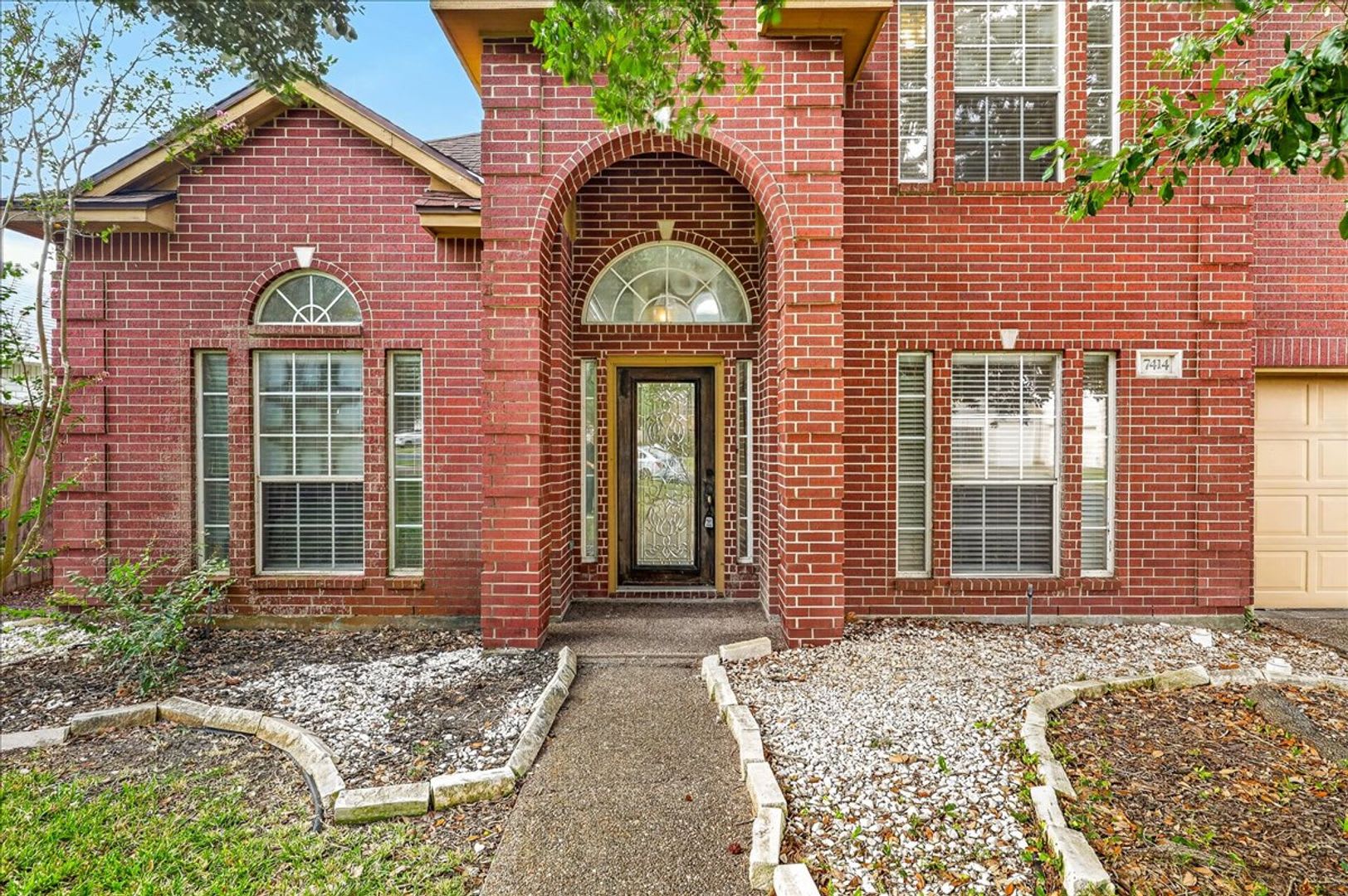 7414 Lake Micala Dr – photo 1