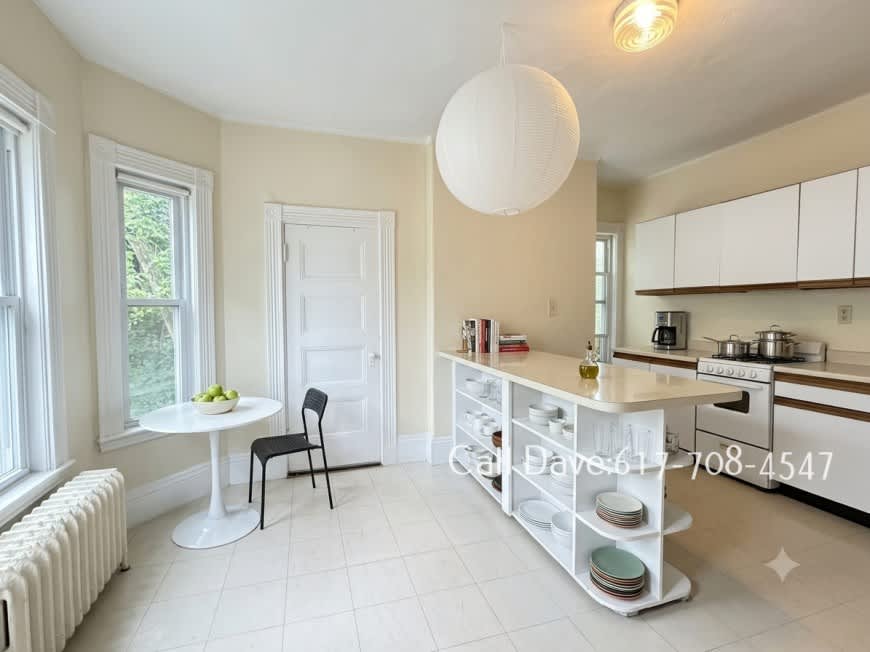 38 Ridgemont St. – photo 1