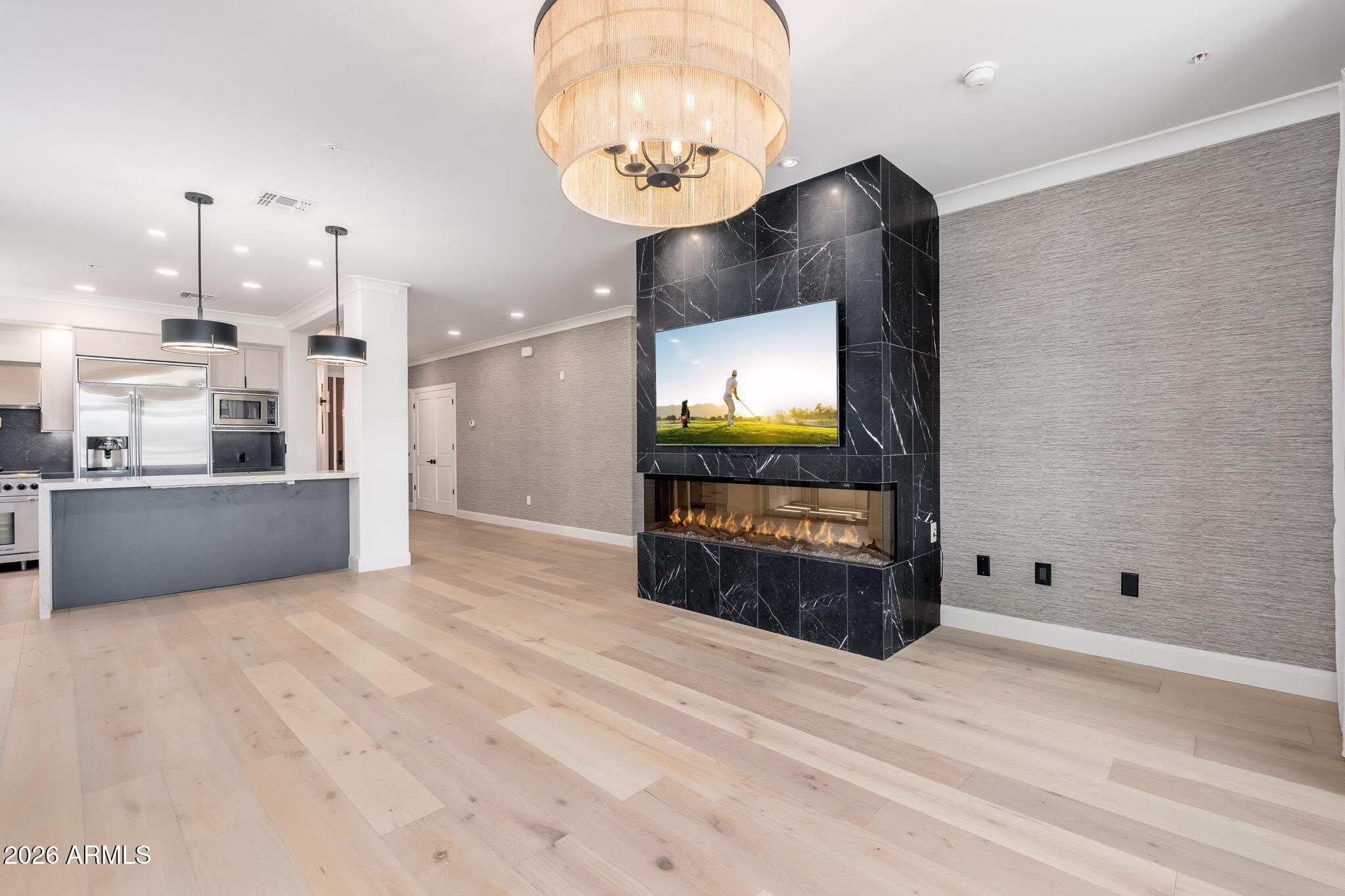 4909 N Woodmere Fairway – photo 3