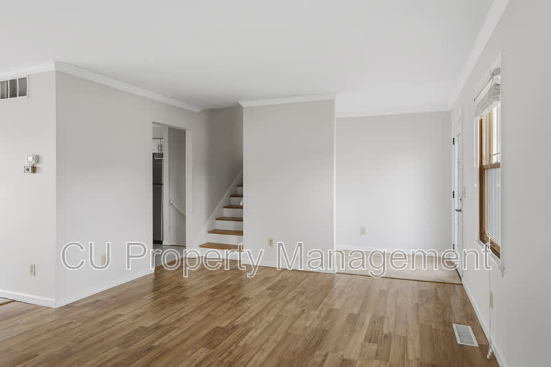 1903 Sumac Drive – photo 5