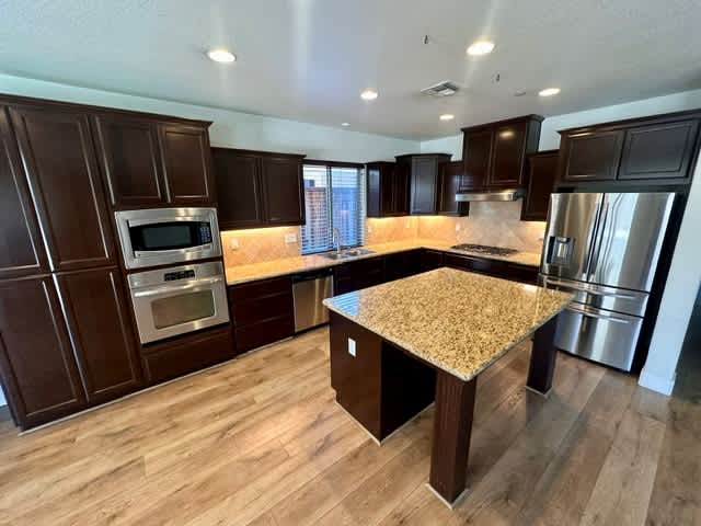 12425 Kibbie Lake Way – photo 4