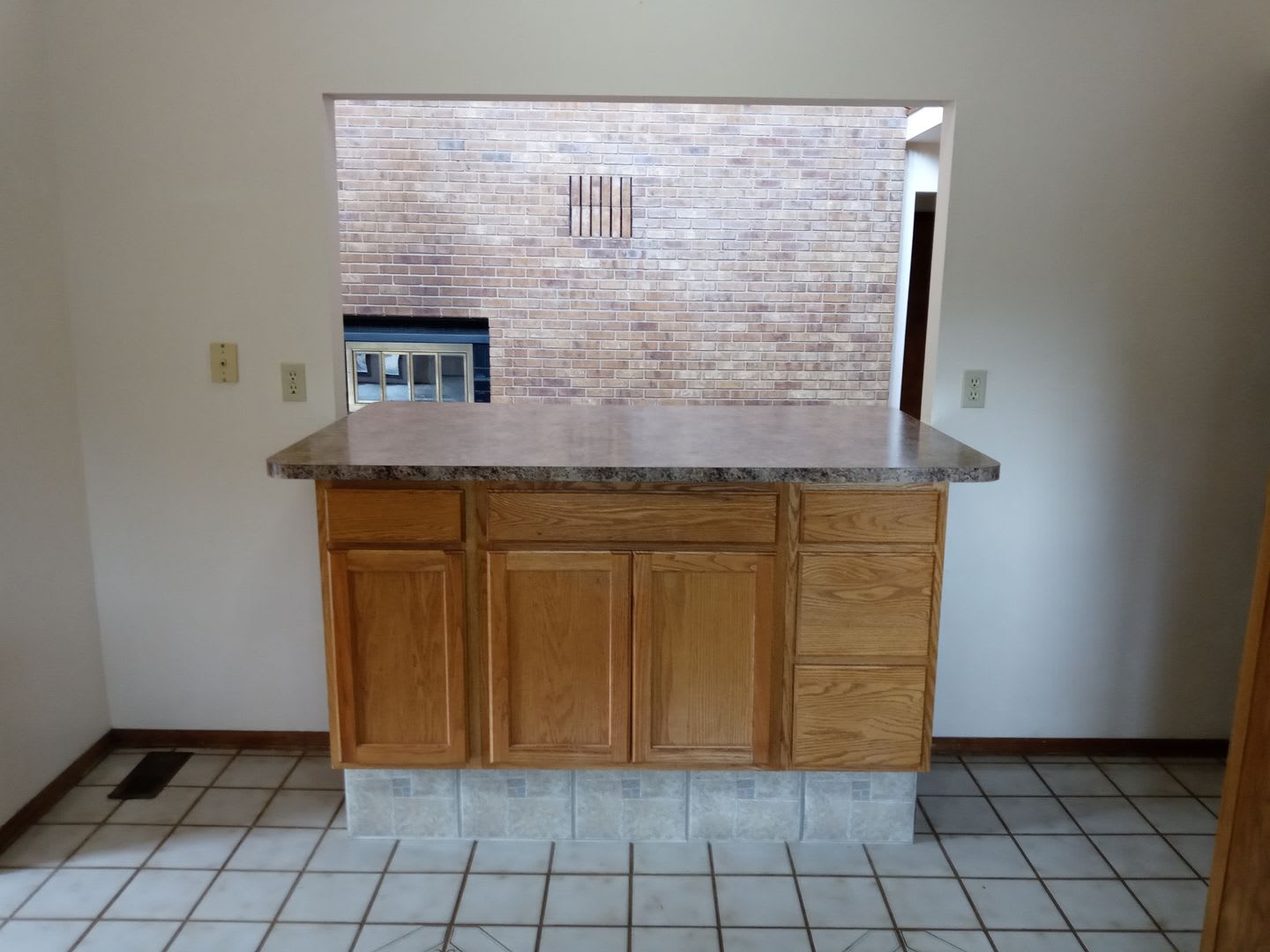 Charming Semi-Custom 2-Story Home – photo 5