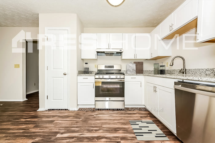6794 Bent Creek Drive – photo 2