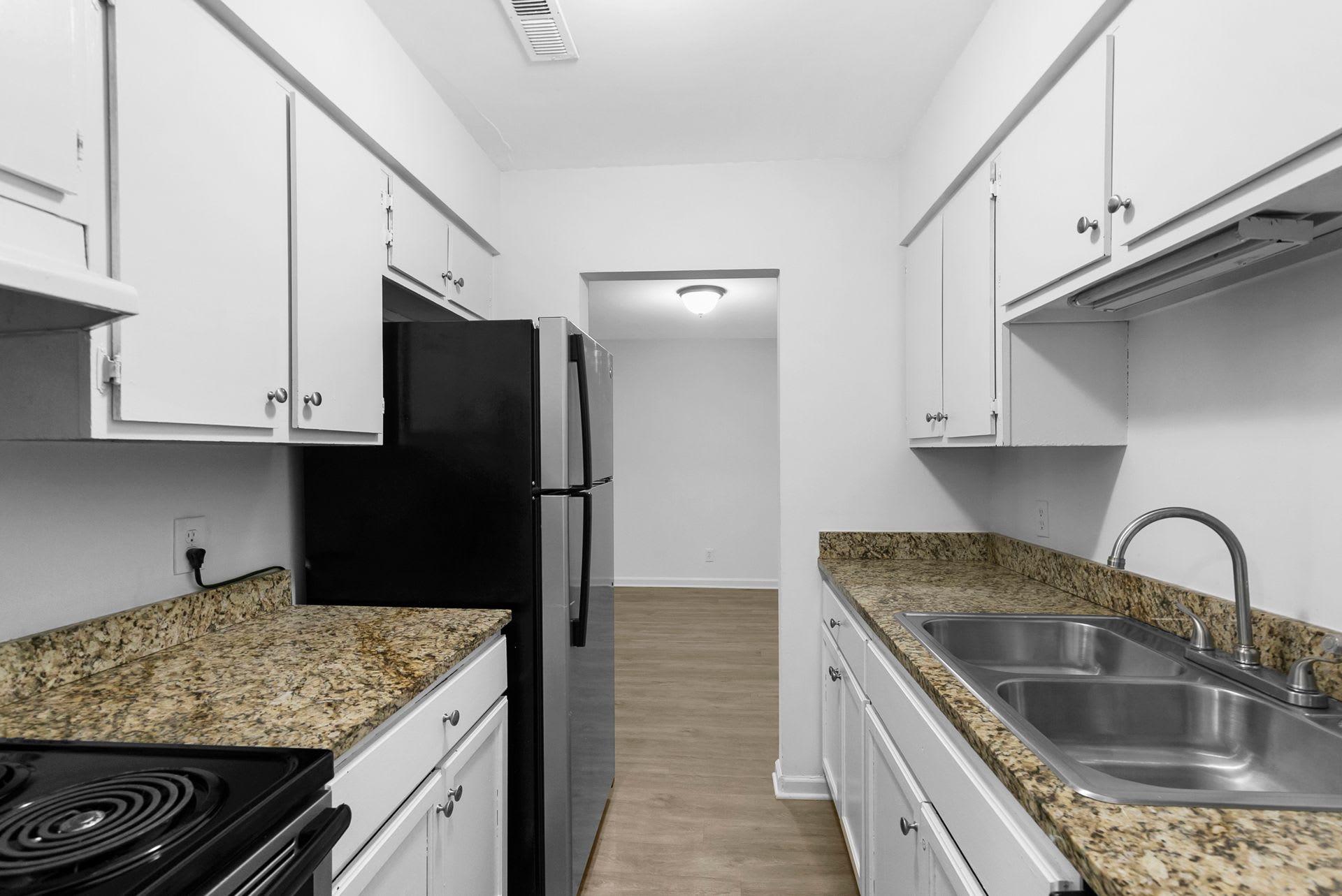 Glen Iris Place Apartments – photo 4