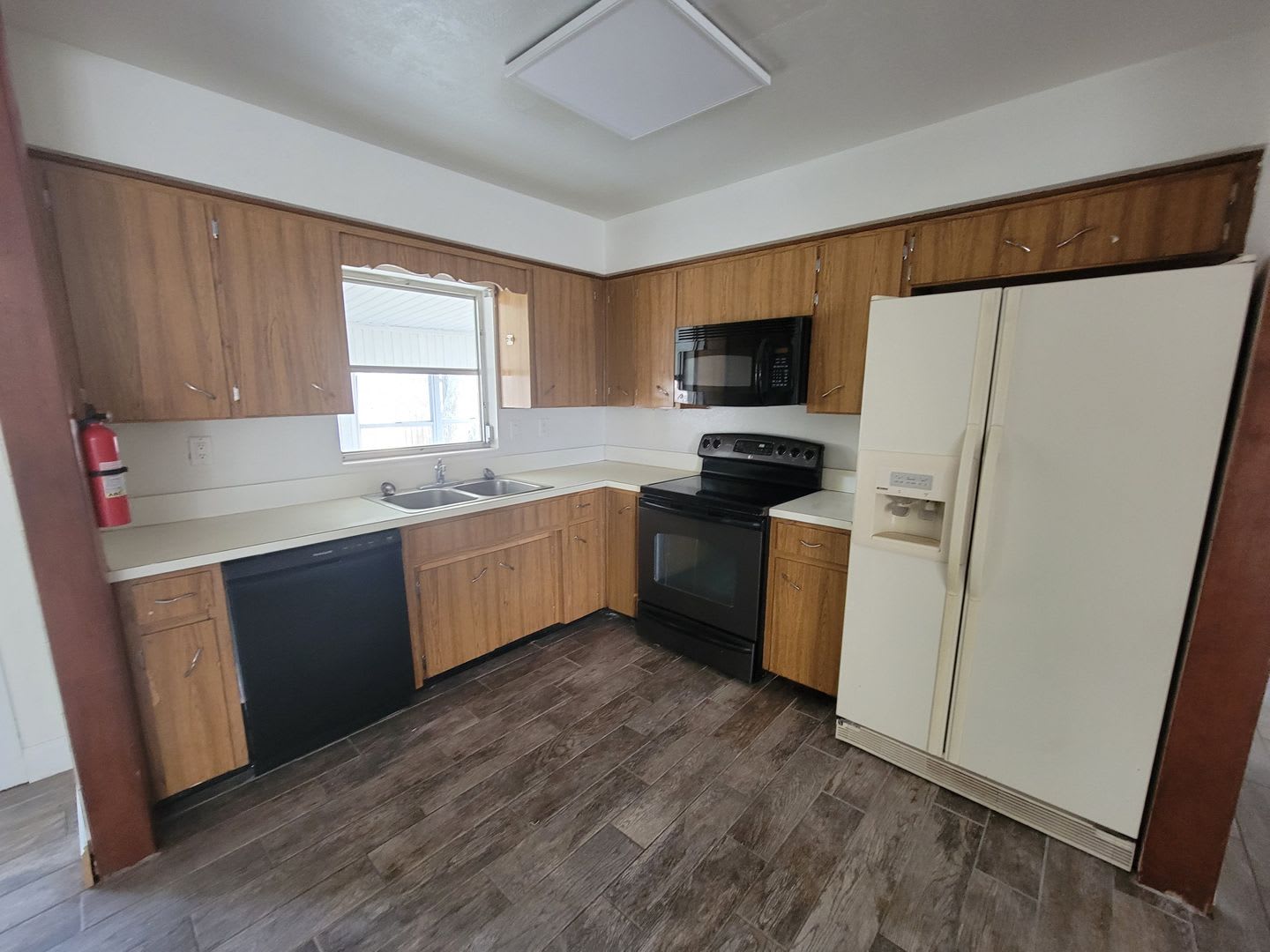 Southwest Winter Haven Two Bedroom Home With Bonus Room – photo 3