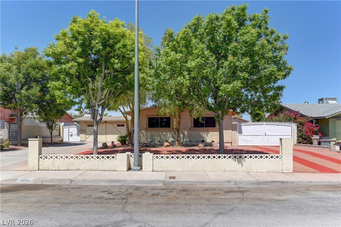 3896 Acapulco Avenue – photo 3