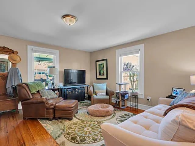 9 Traction St – photo 4