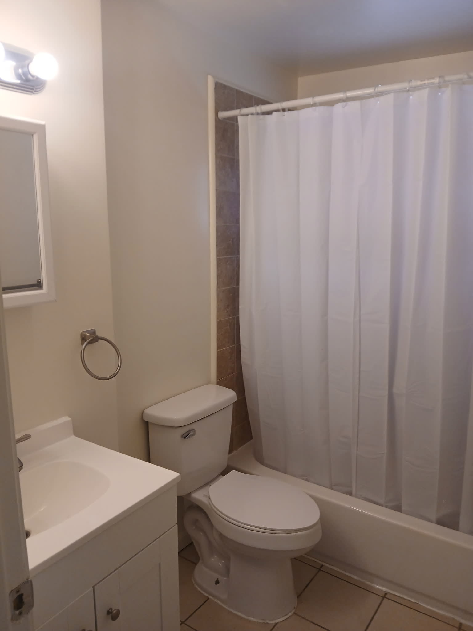 726 E Mitchell Ave – photo 4